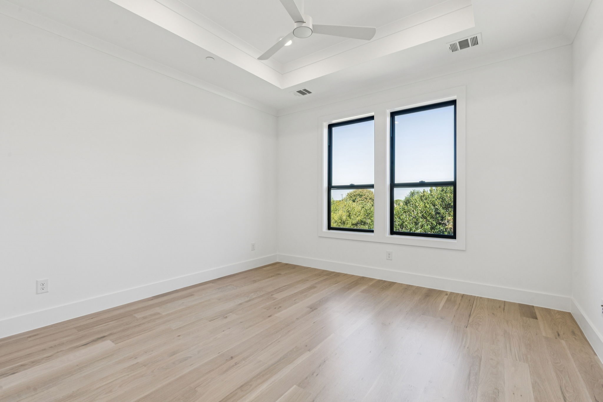 871 Beechwood Lane