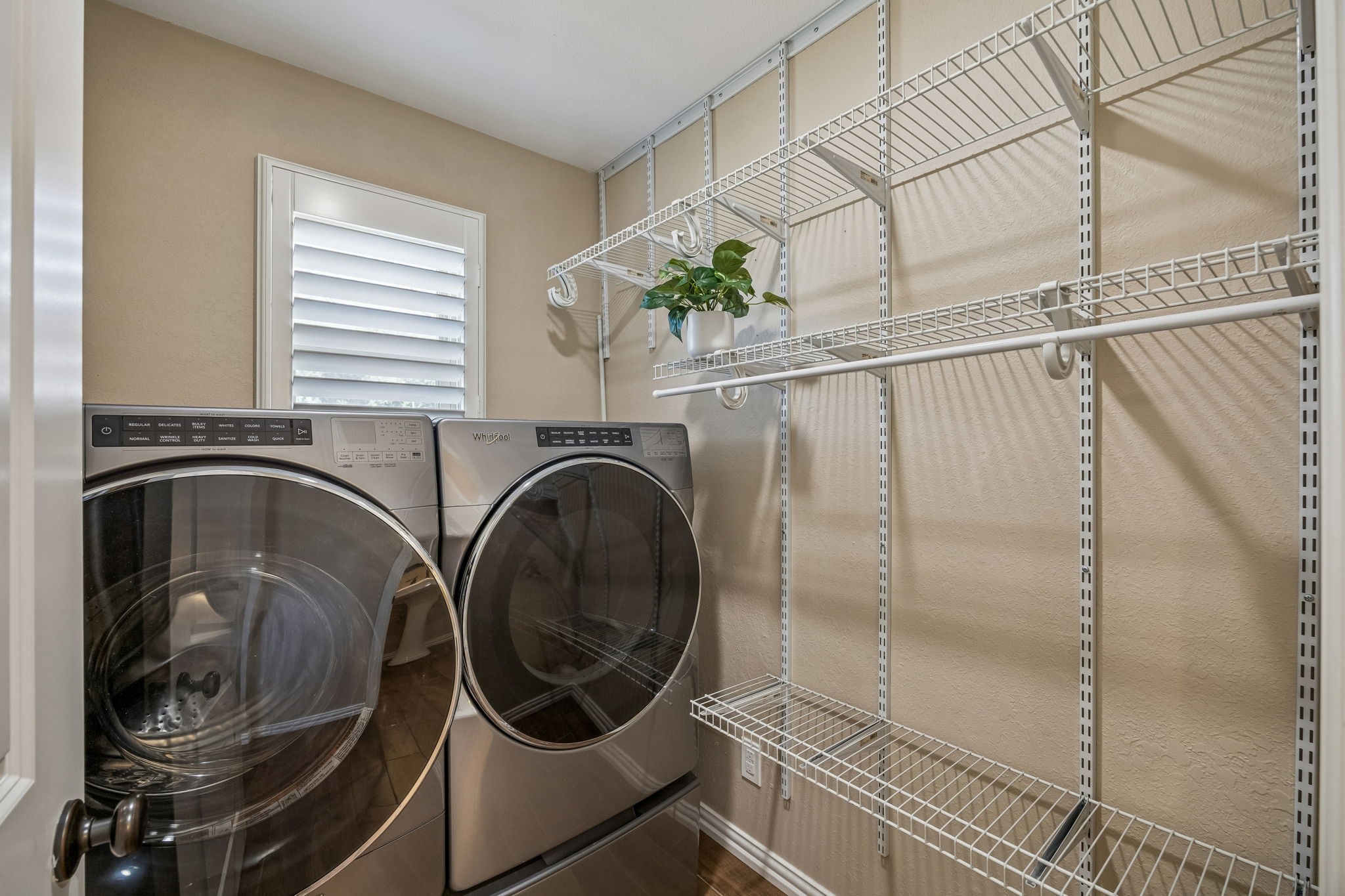 6 Hickory Hill Street