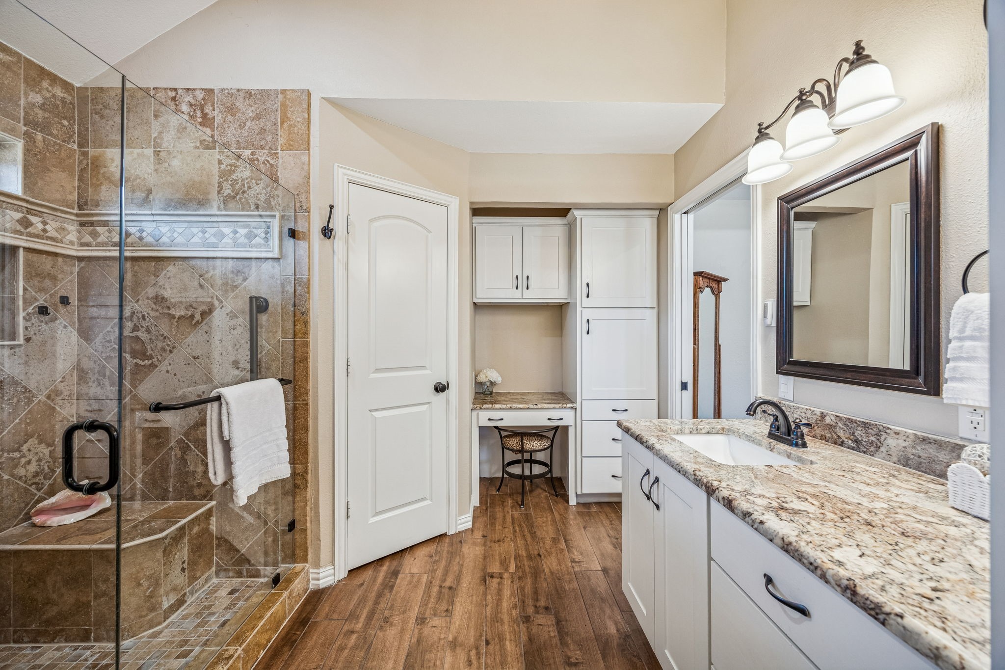 6 Hickory Hill Street