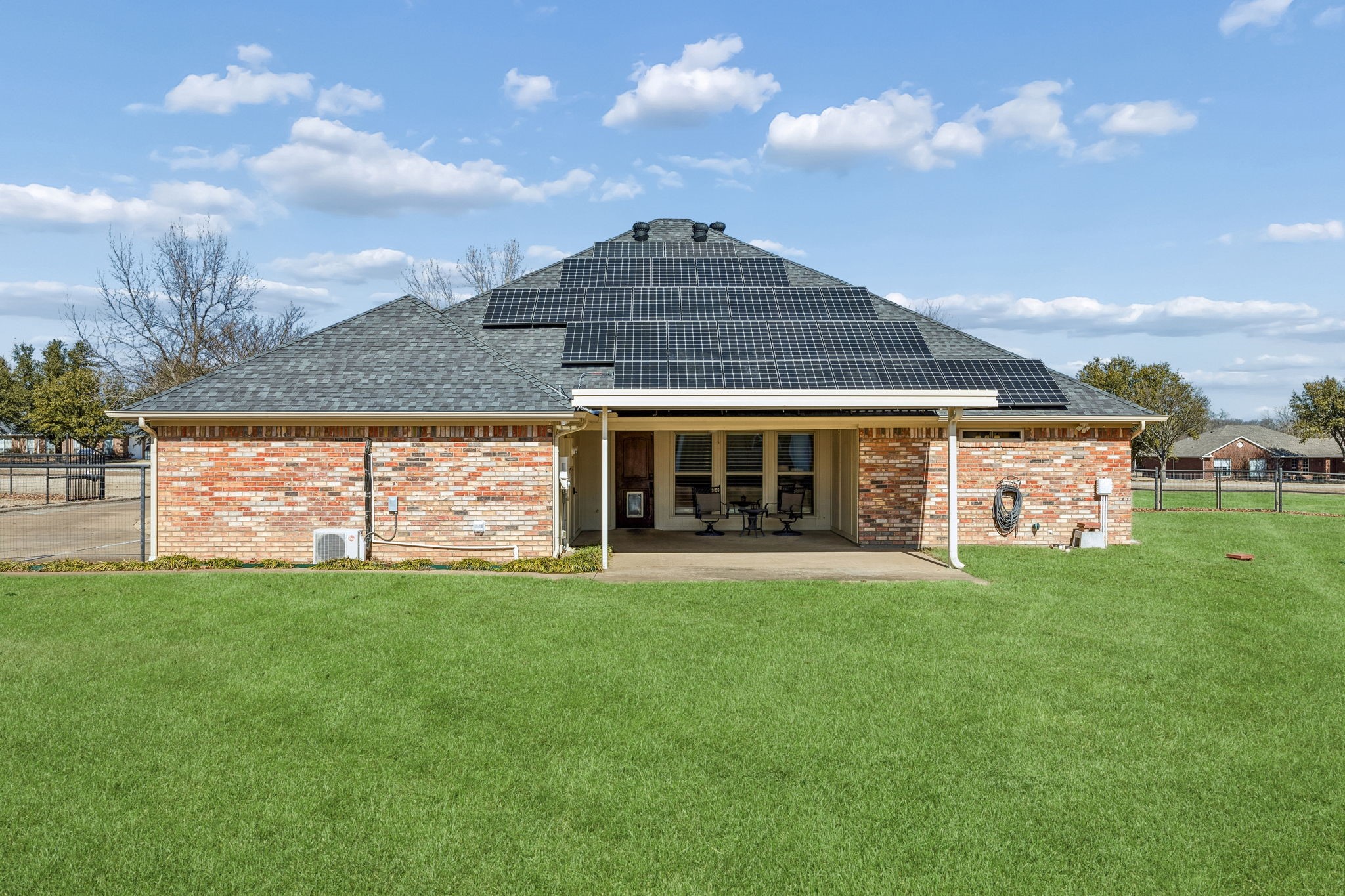 6 Hickory Hill Street