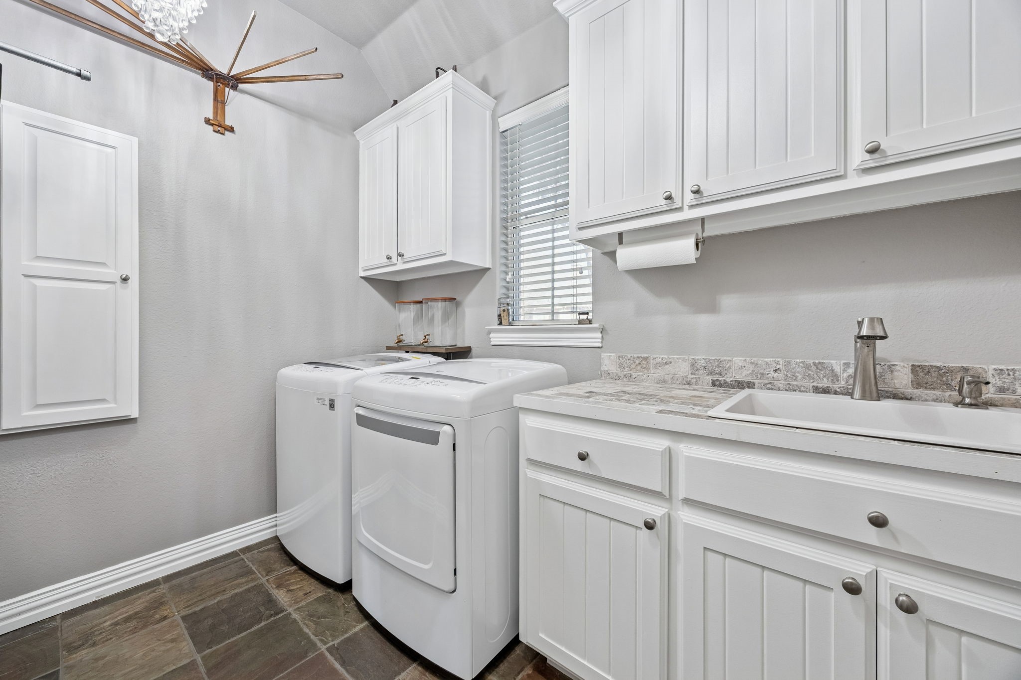 620 Oakmont Court
