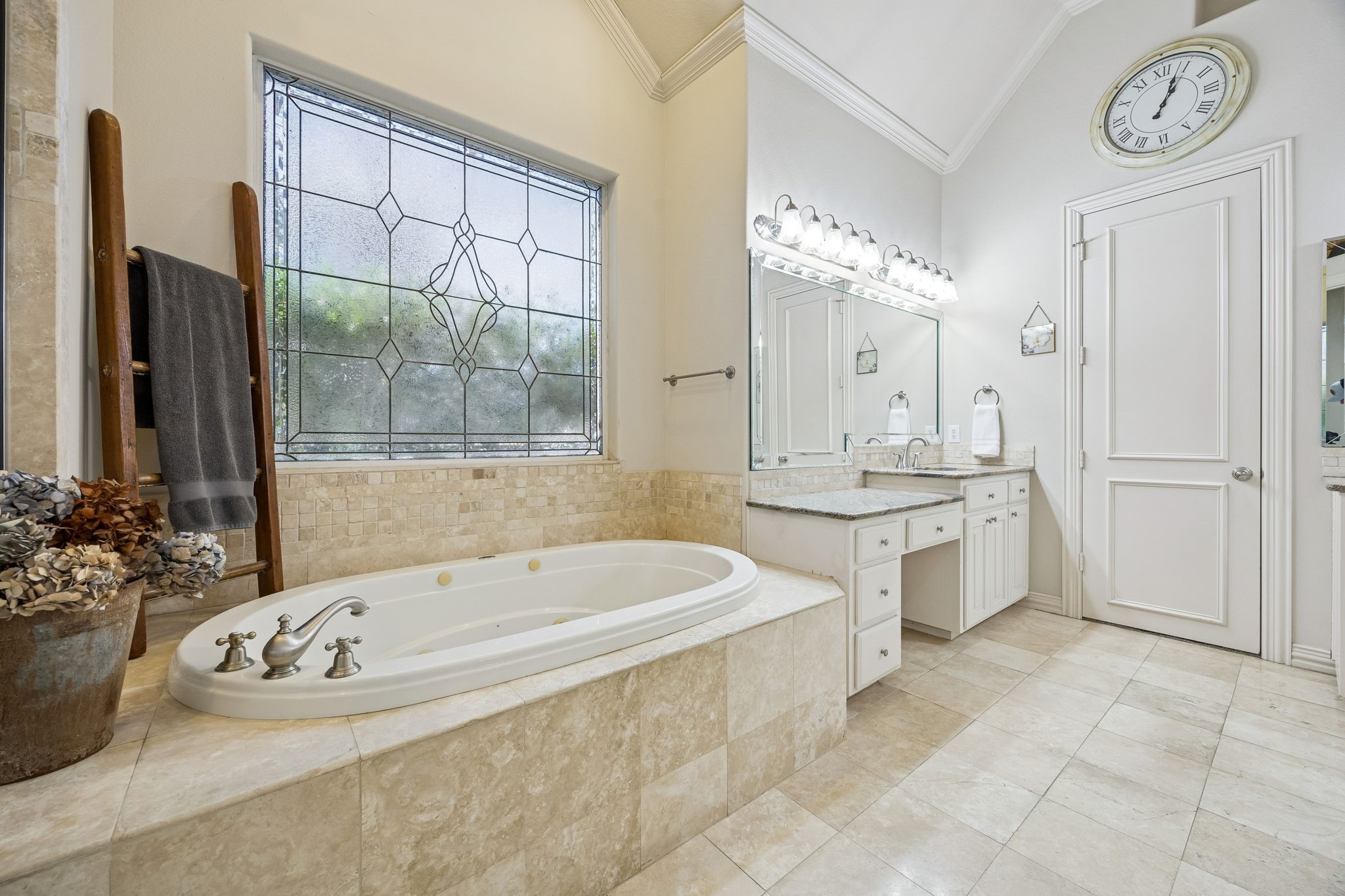 620 Oakmont Court