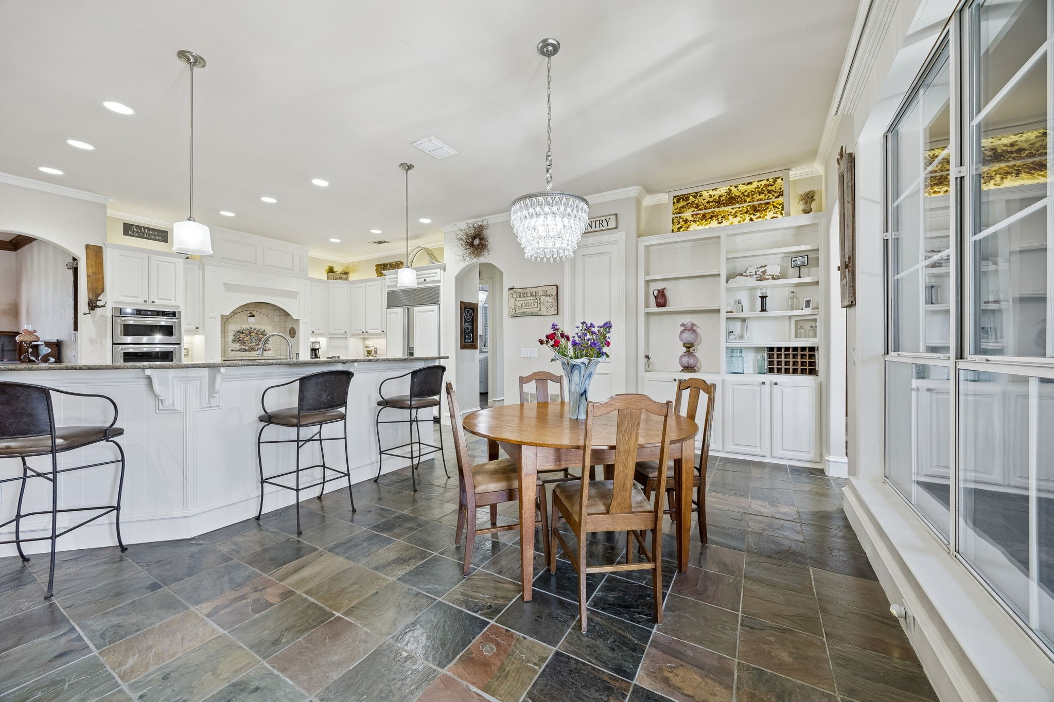 620 Oakmont Court