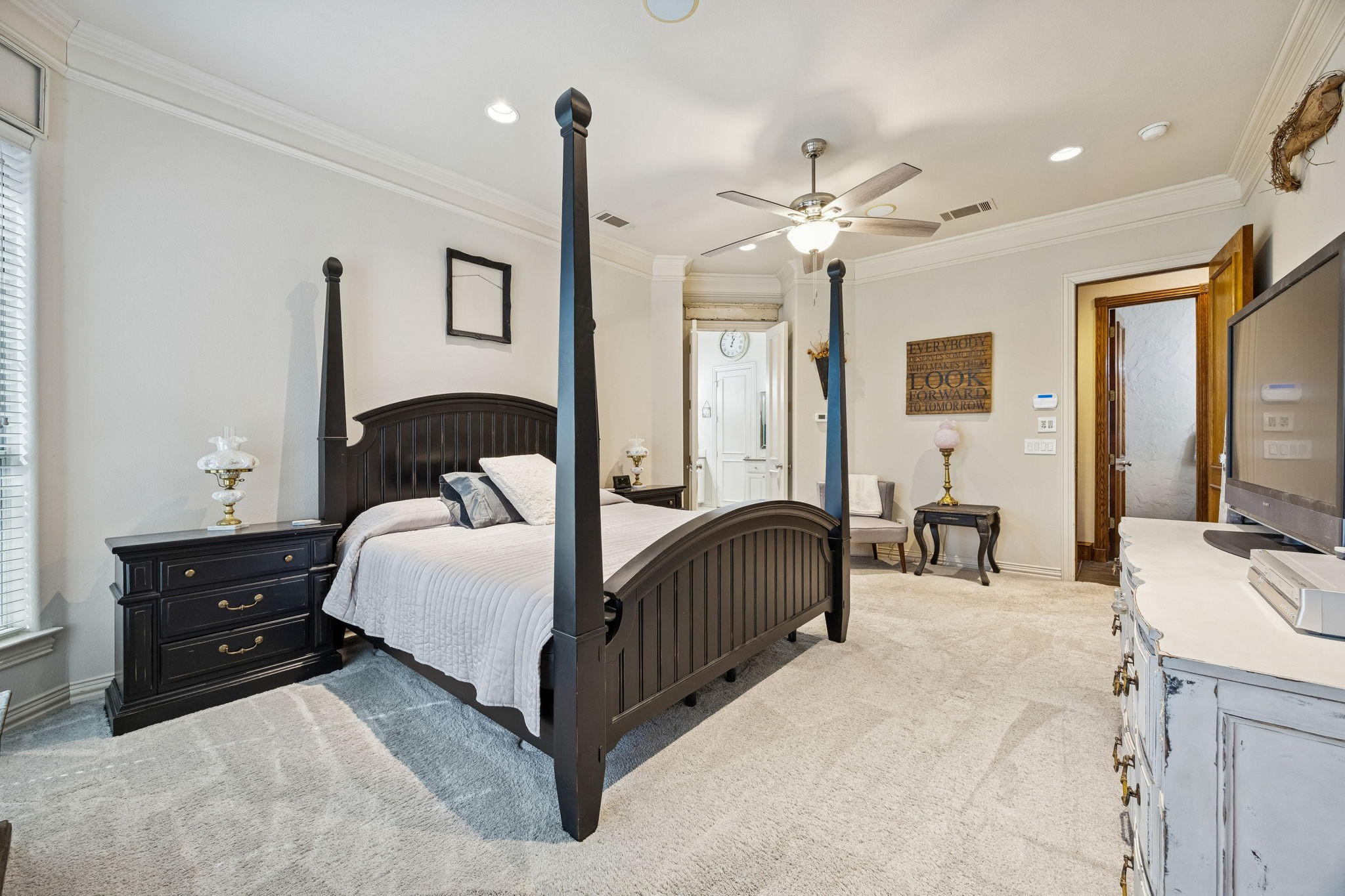 620 Oakmont Court