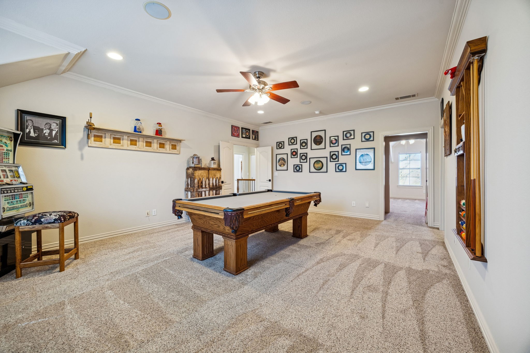620 Oakmont Court
