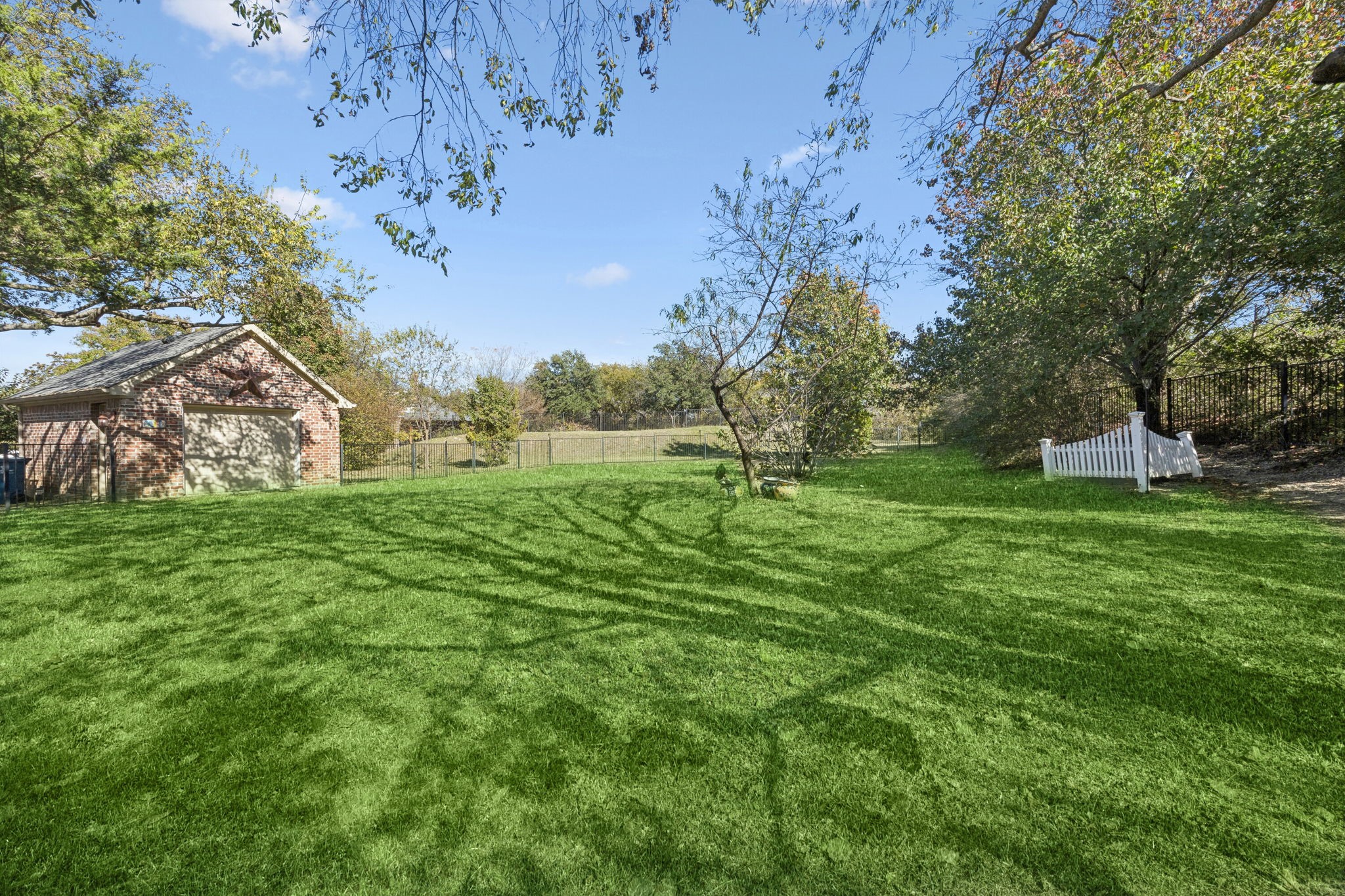 620 Oakmont Court