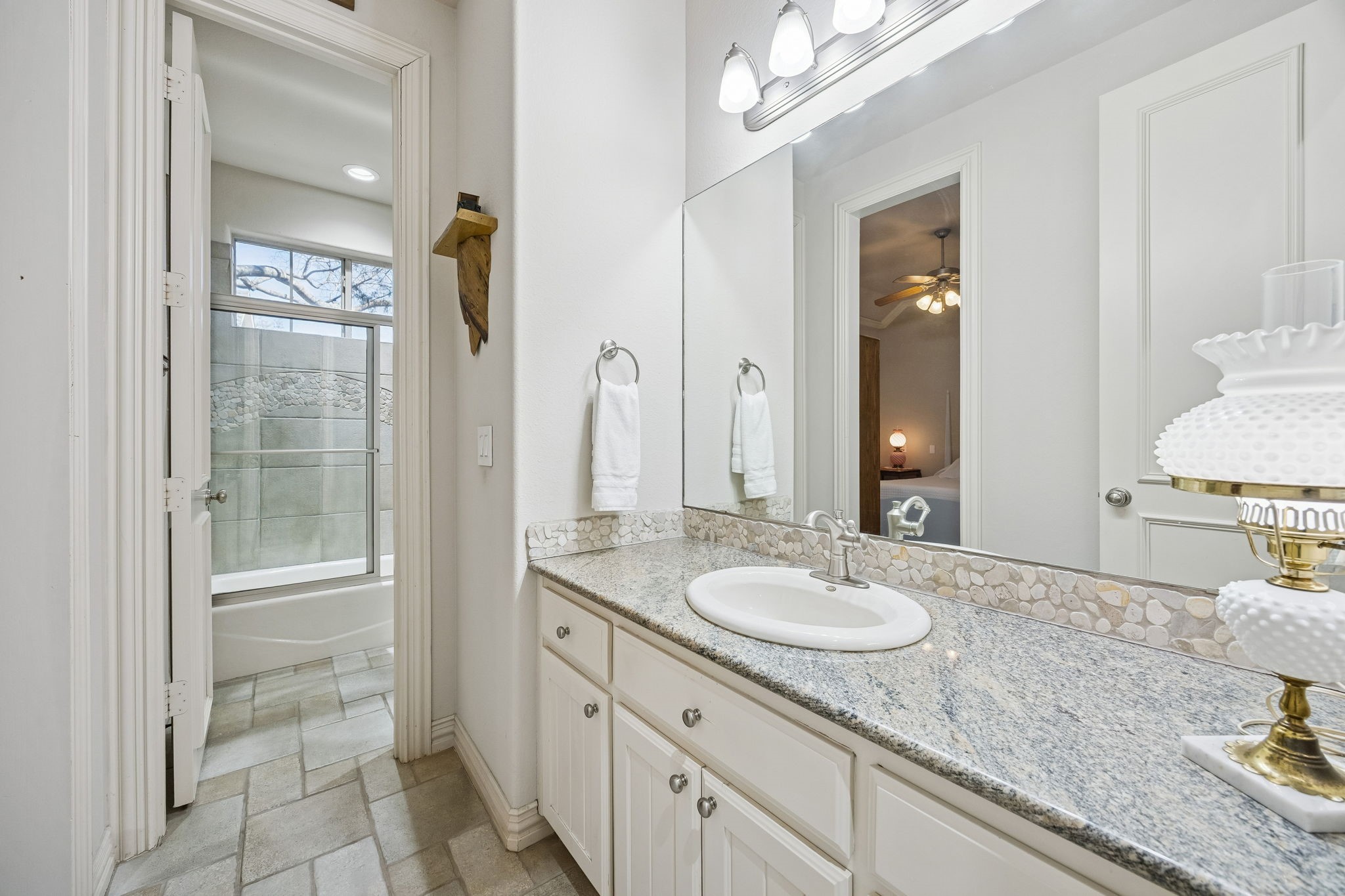 620 Oakmont Court