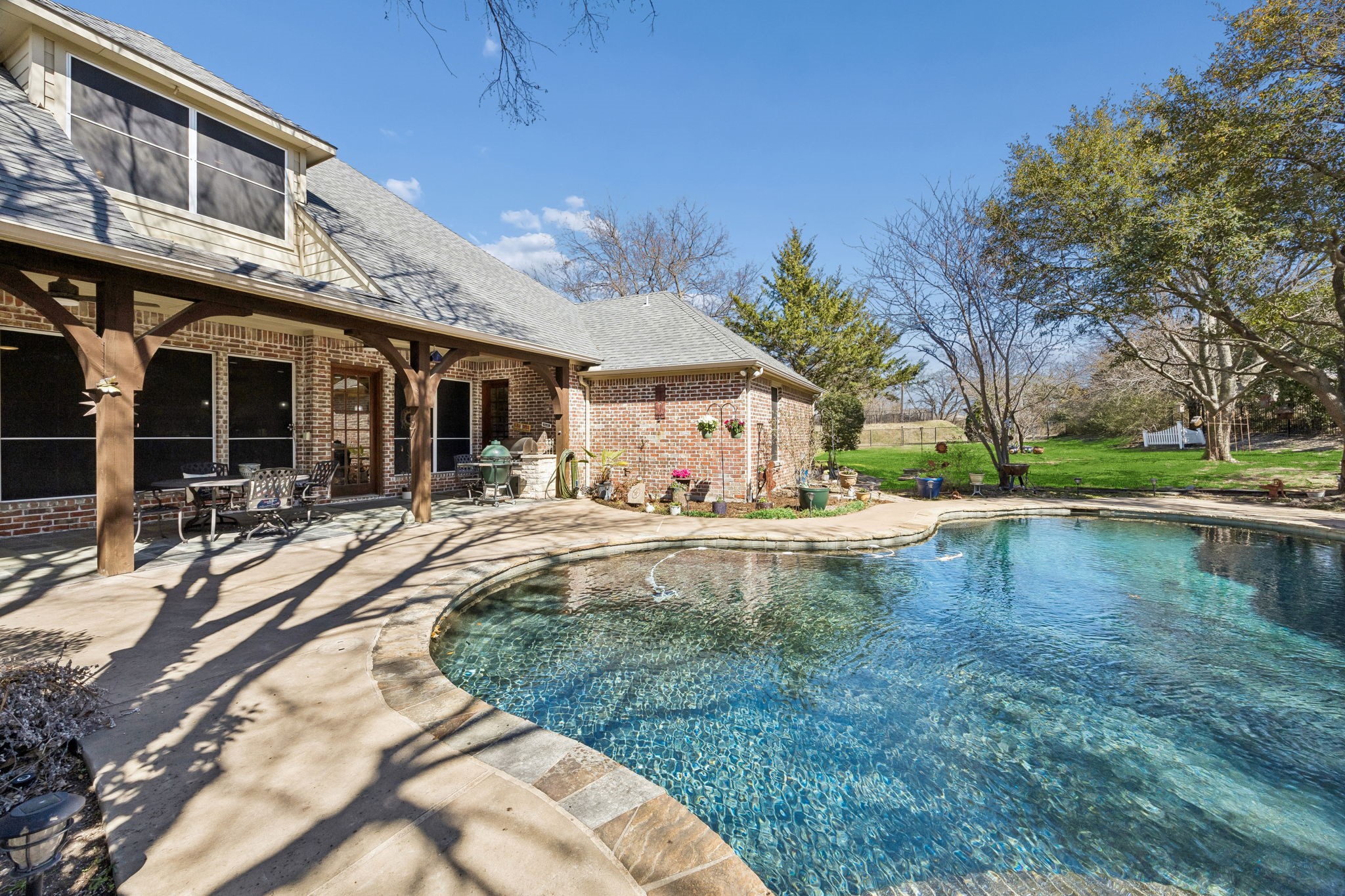 620 Oakmont Court