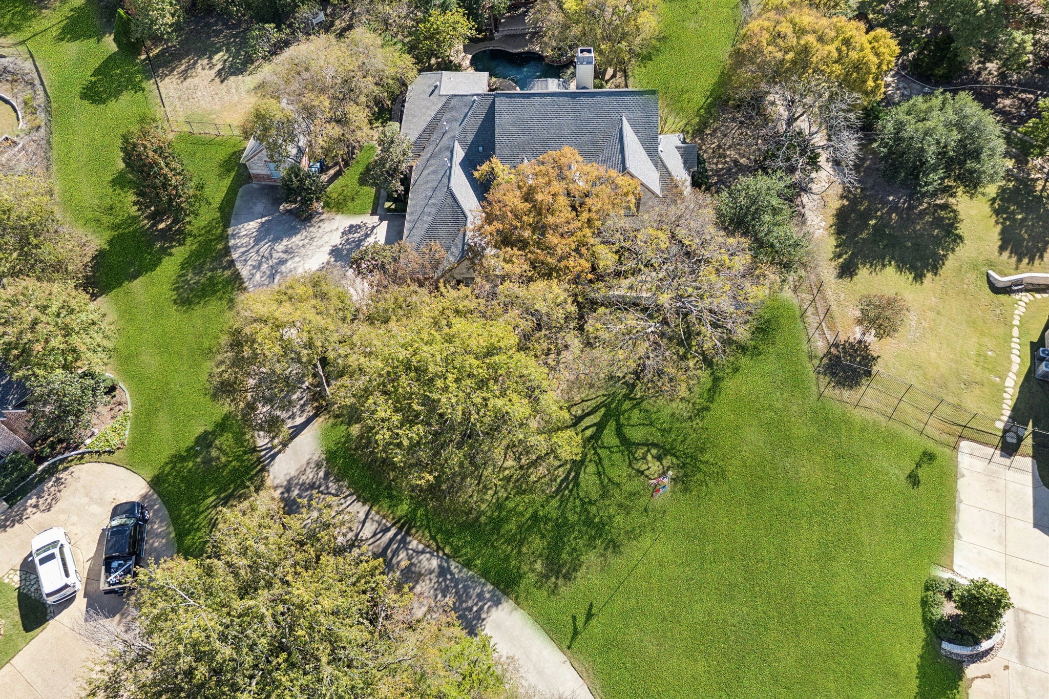 620 Oakmont Court