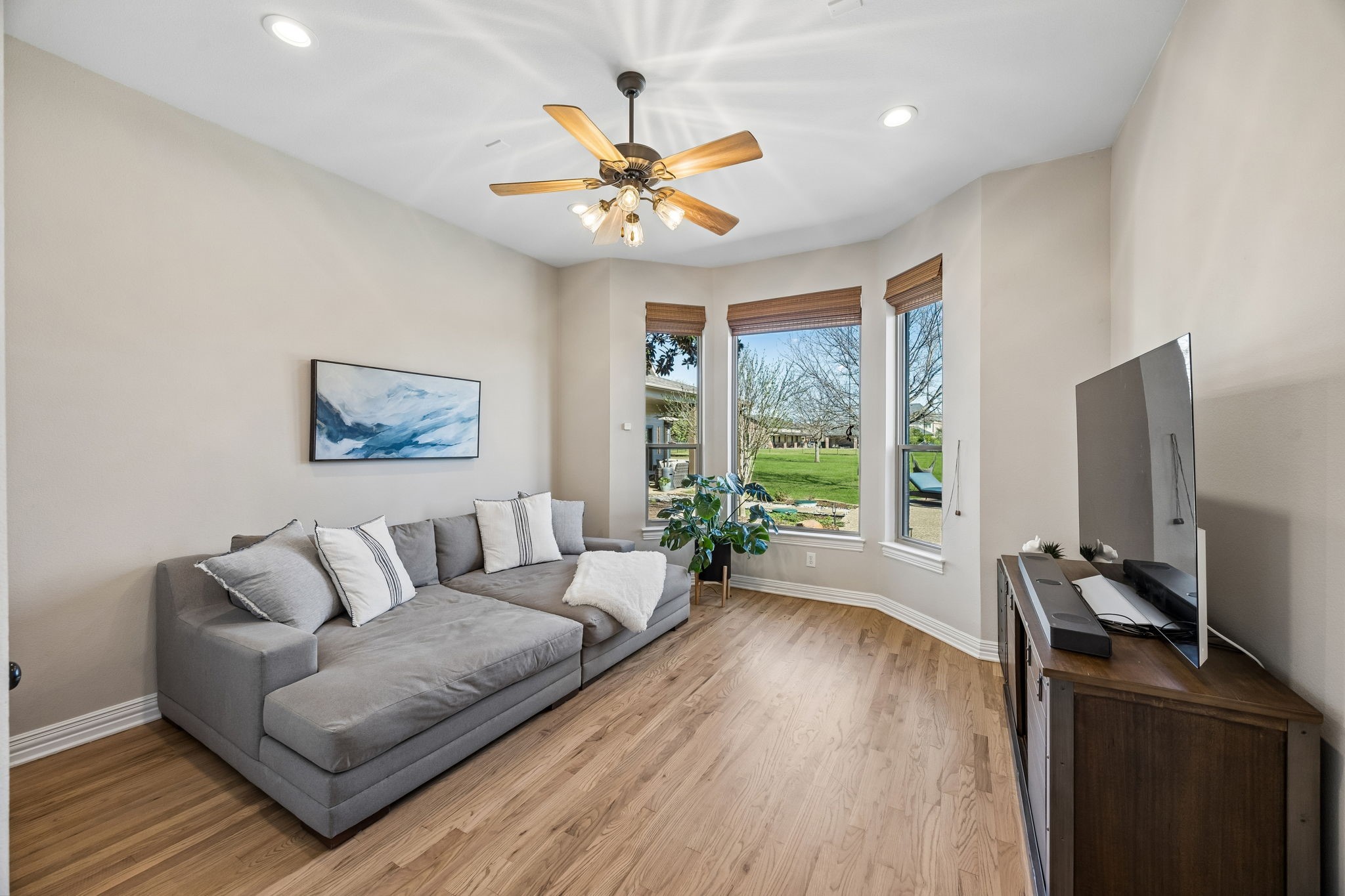 655 Palomino Drive