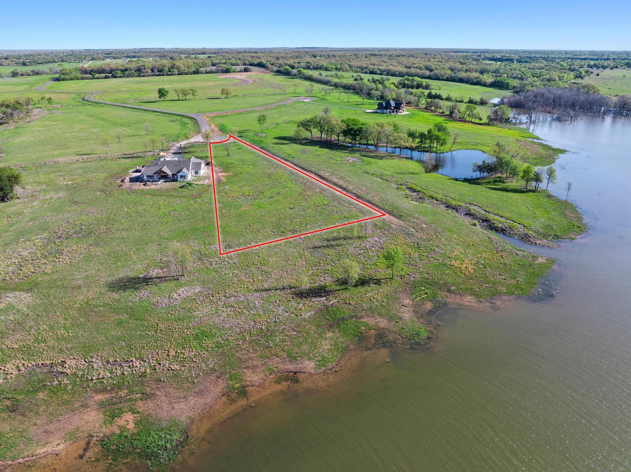 381 Lakewood Lane