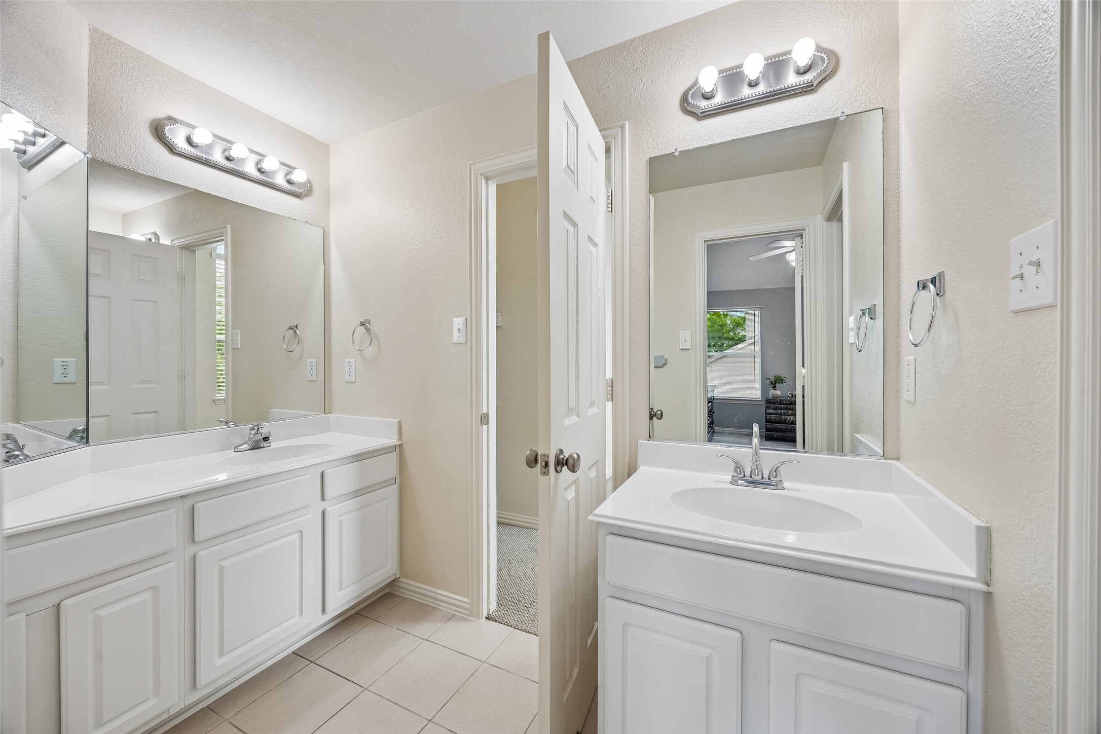 1717 Buckthorne Drive