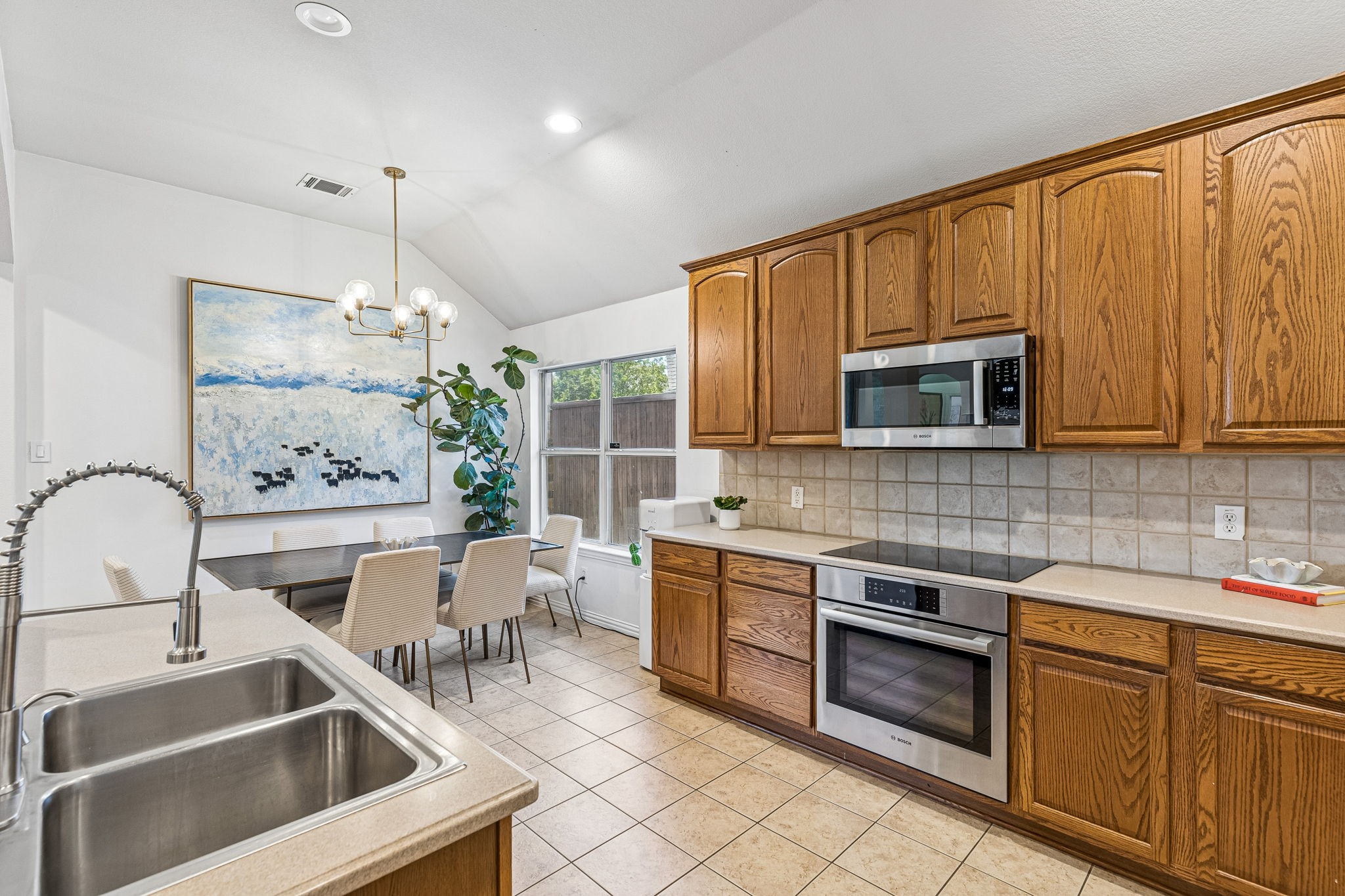 1616 Ponderosa Drive