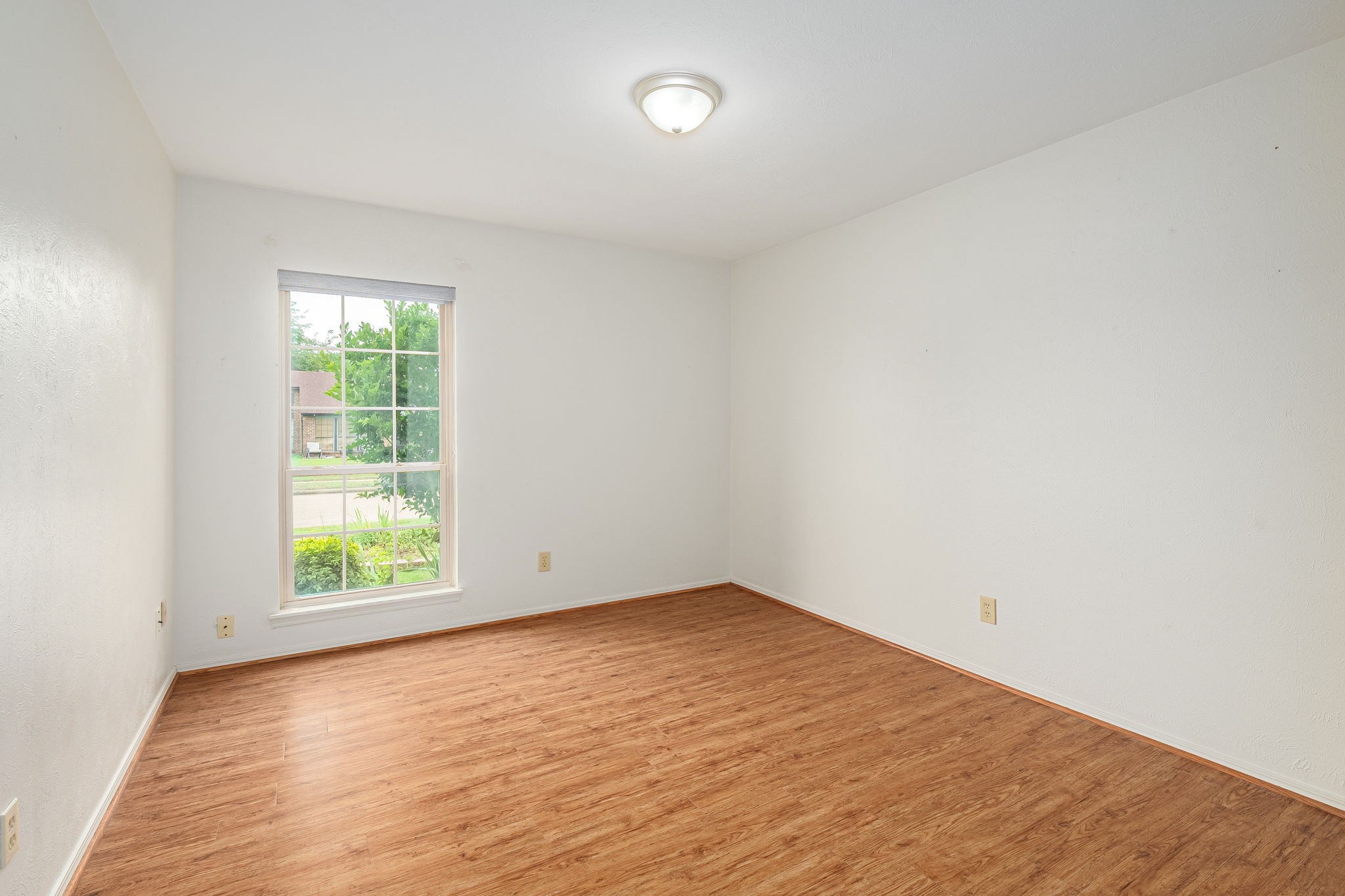 557 Gillespie Drive