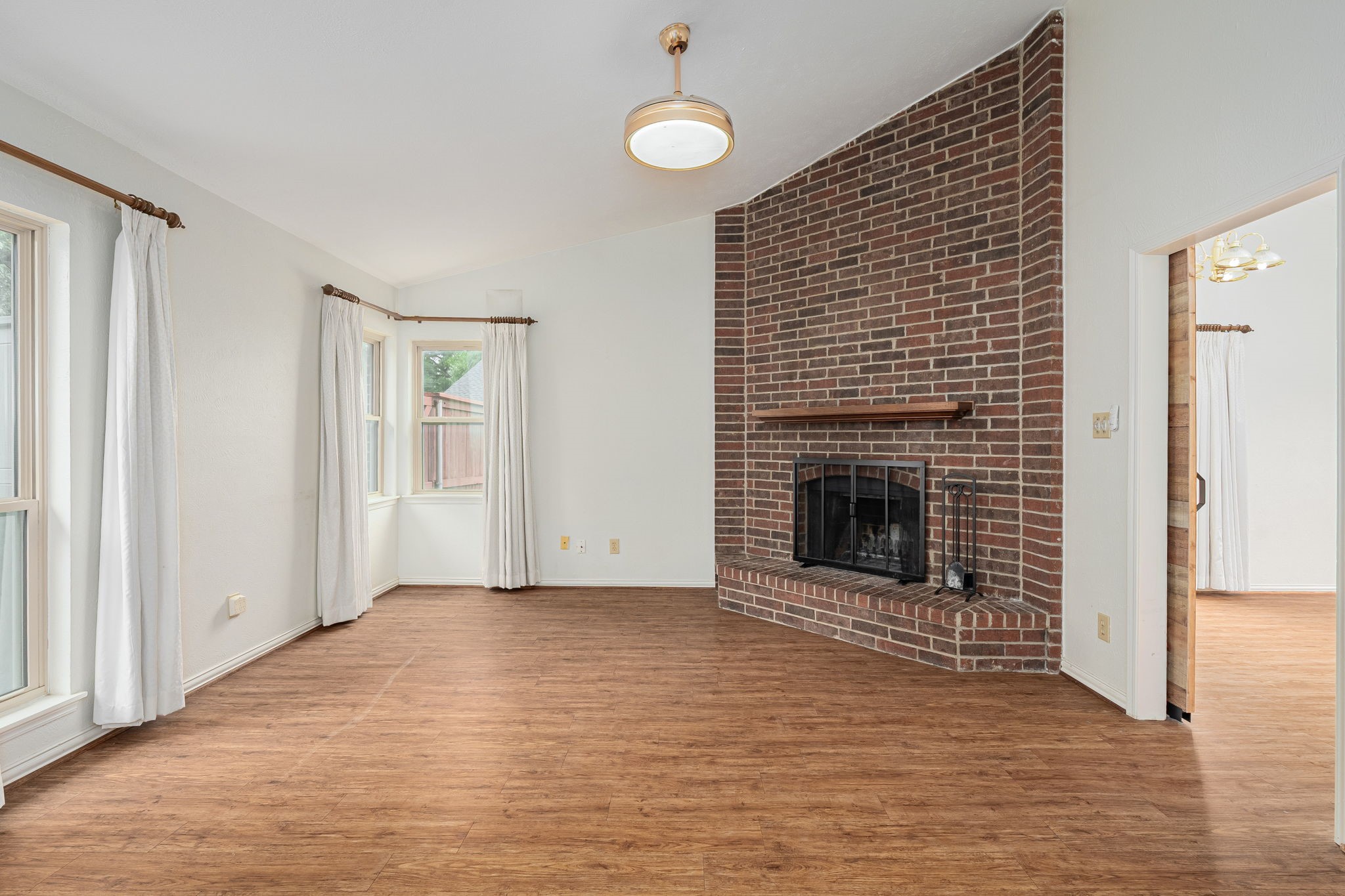 557 Gillespie Drive