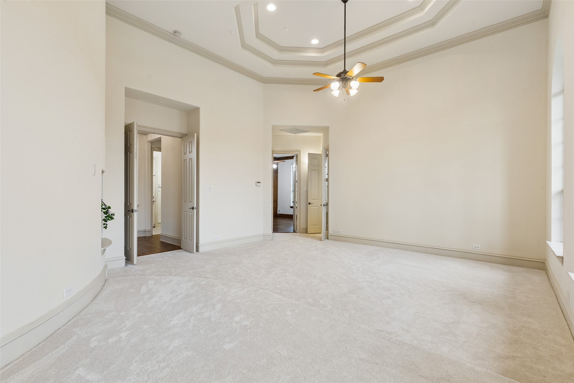 631 Lakeridge Drive