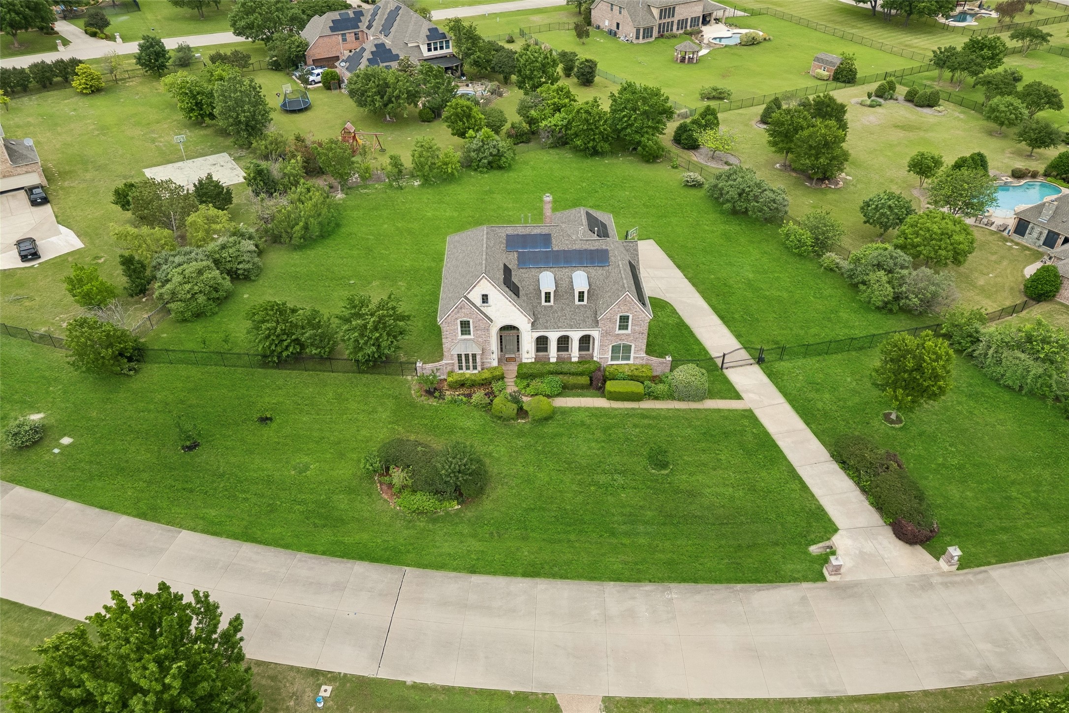 631 Lakeridge Drive