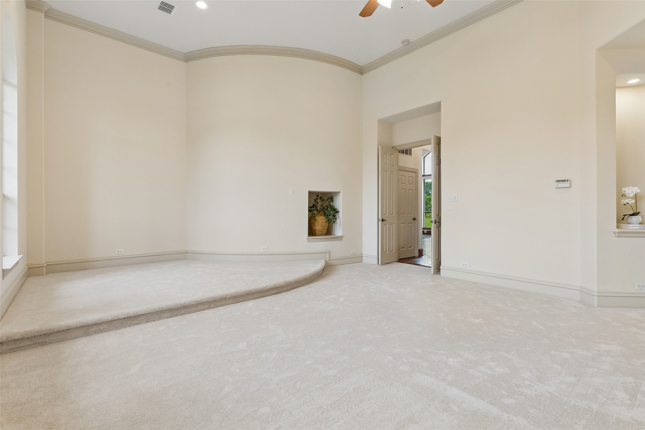 631 Lakeridge Drive