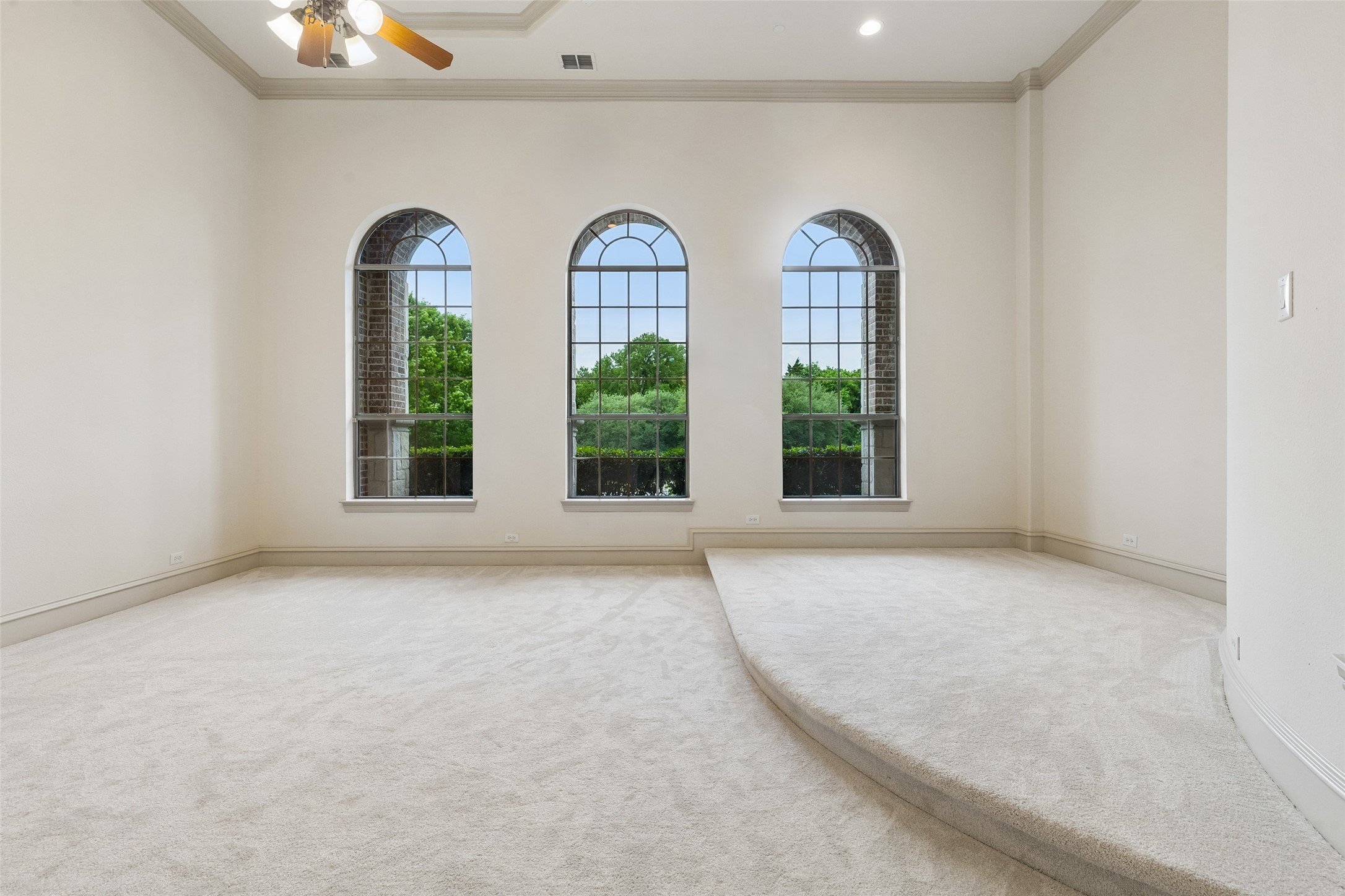 631 Lakeridge Drive