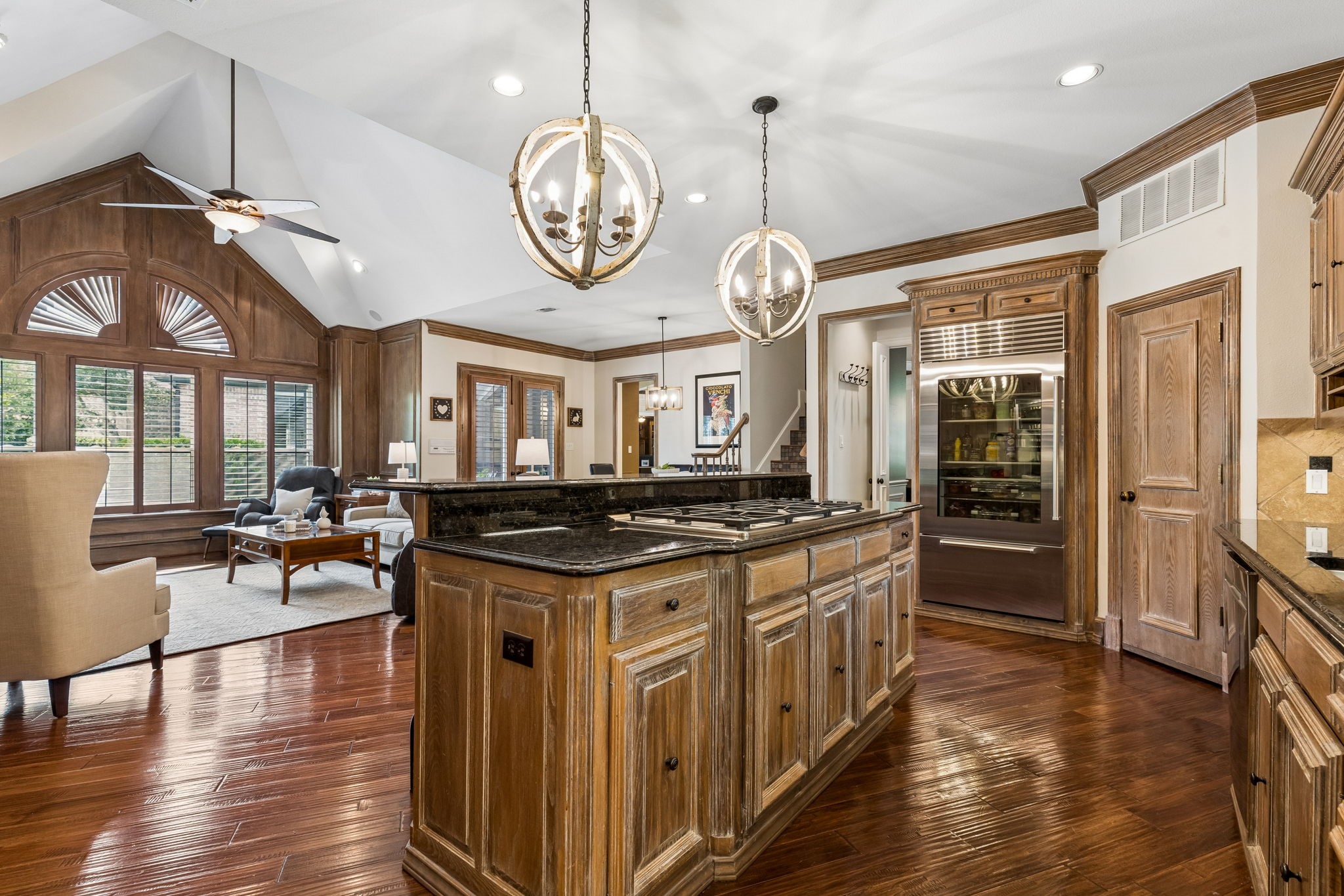 310 Deer Path