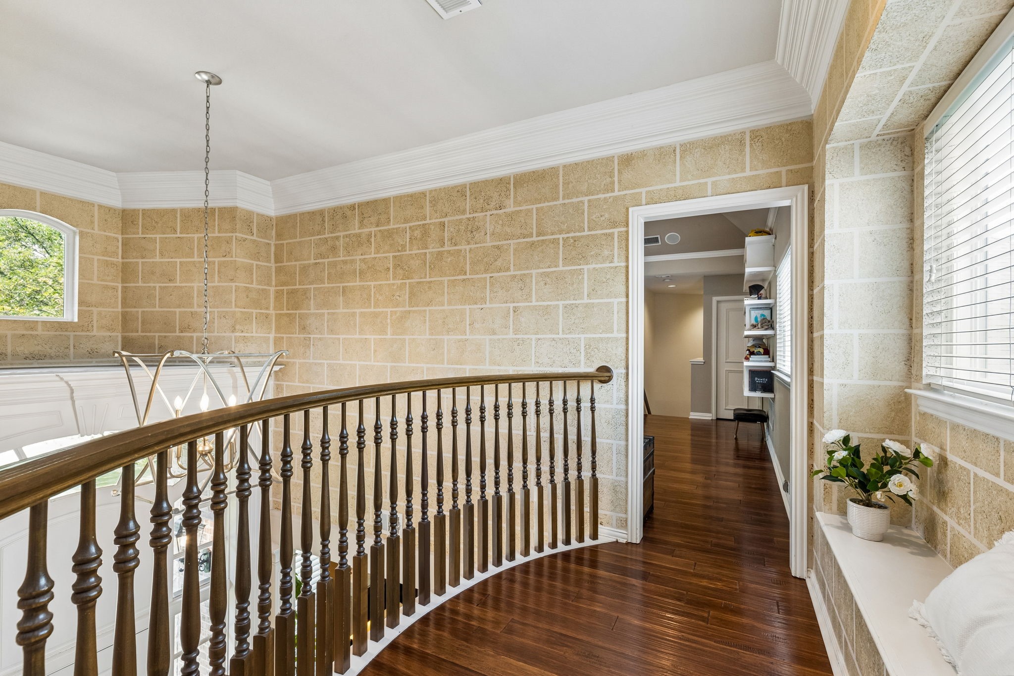 310 Deer Path