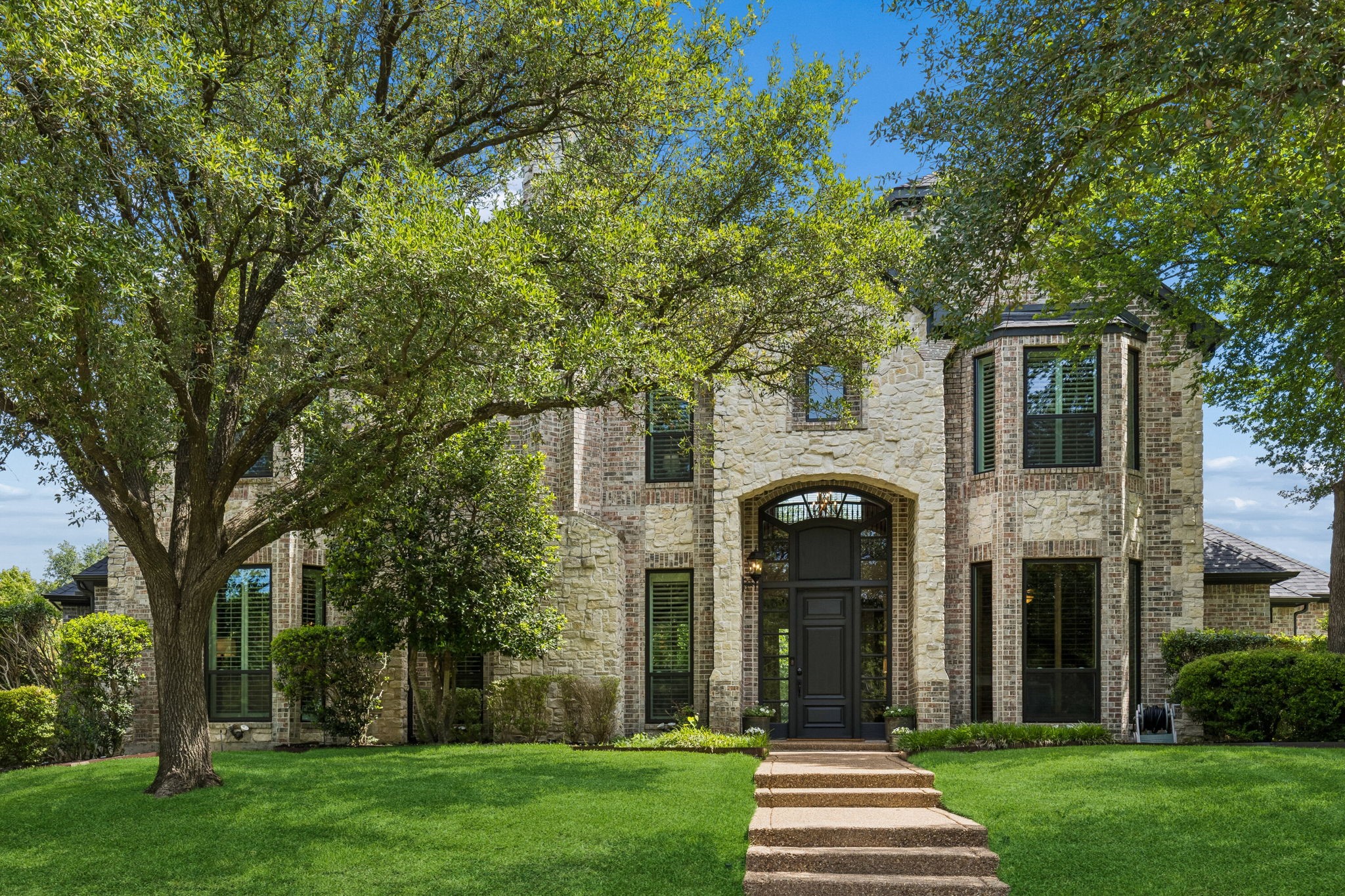 310 Deer Path