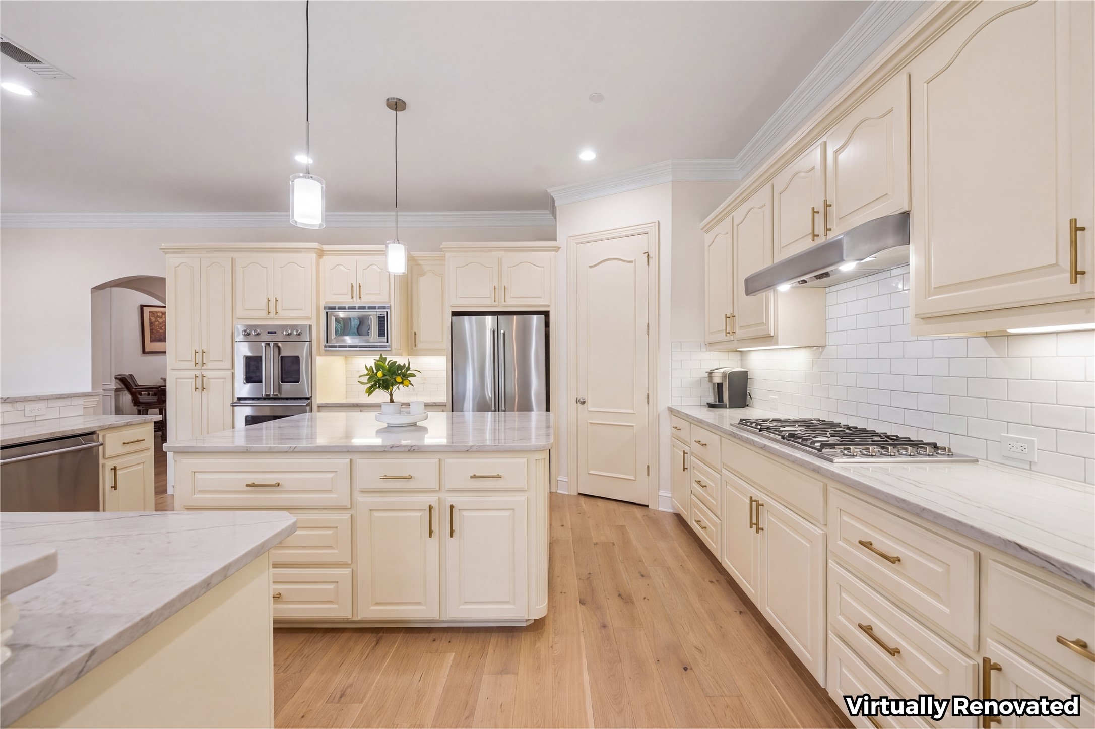 207 Dumont Court