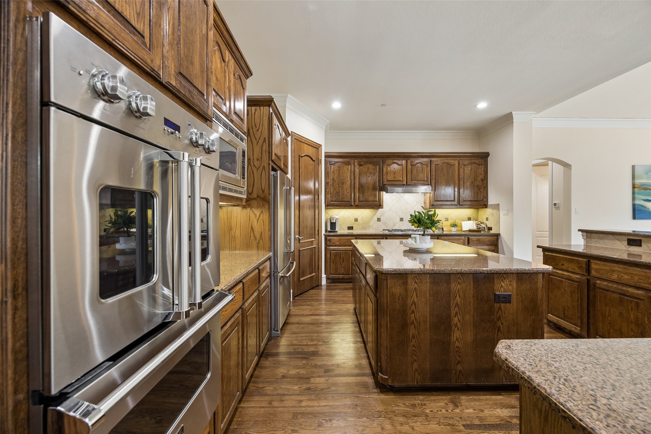207 Dumont Court