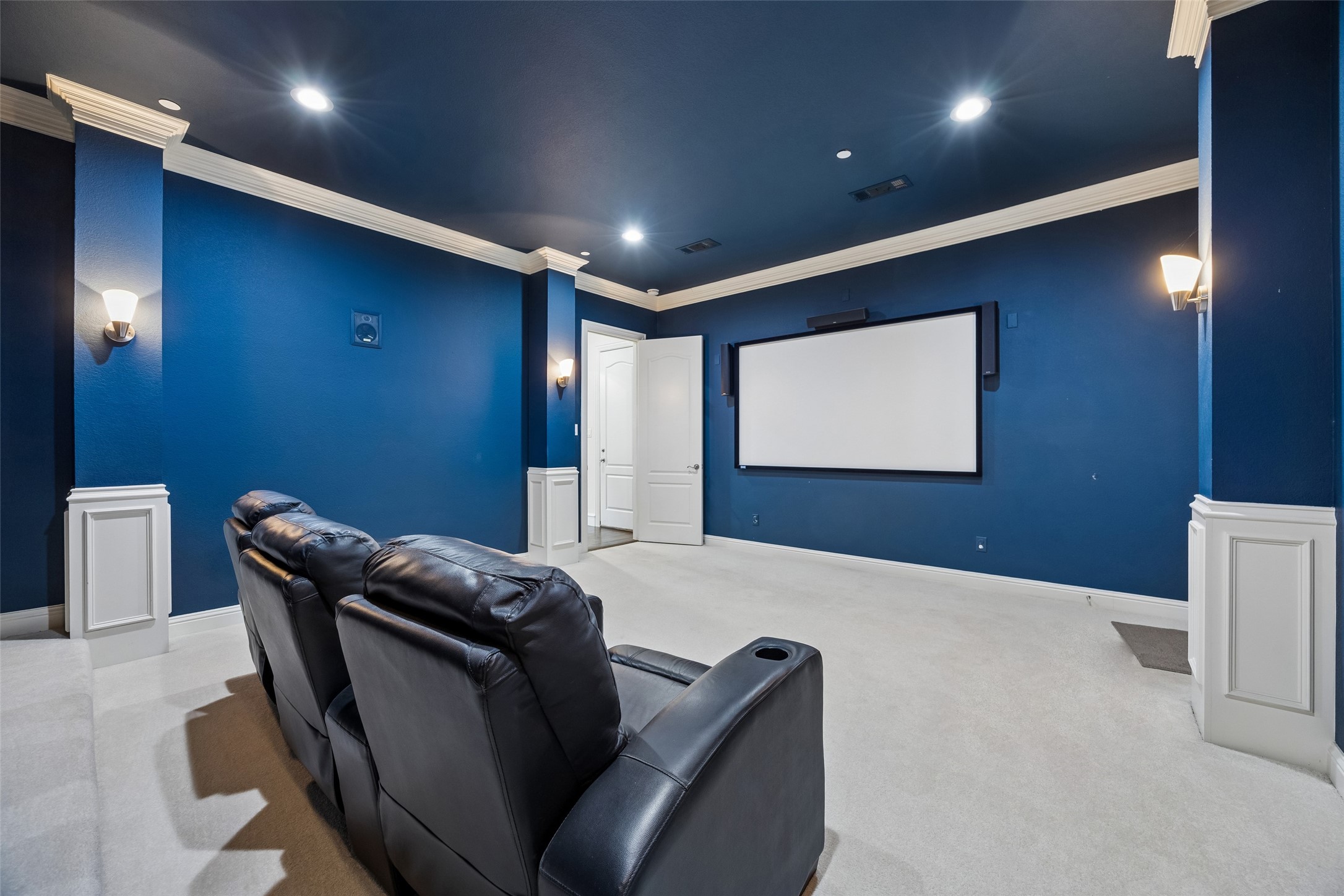 207 Dumont Court