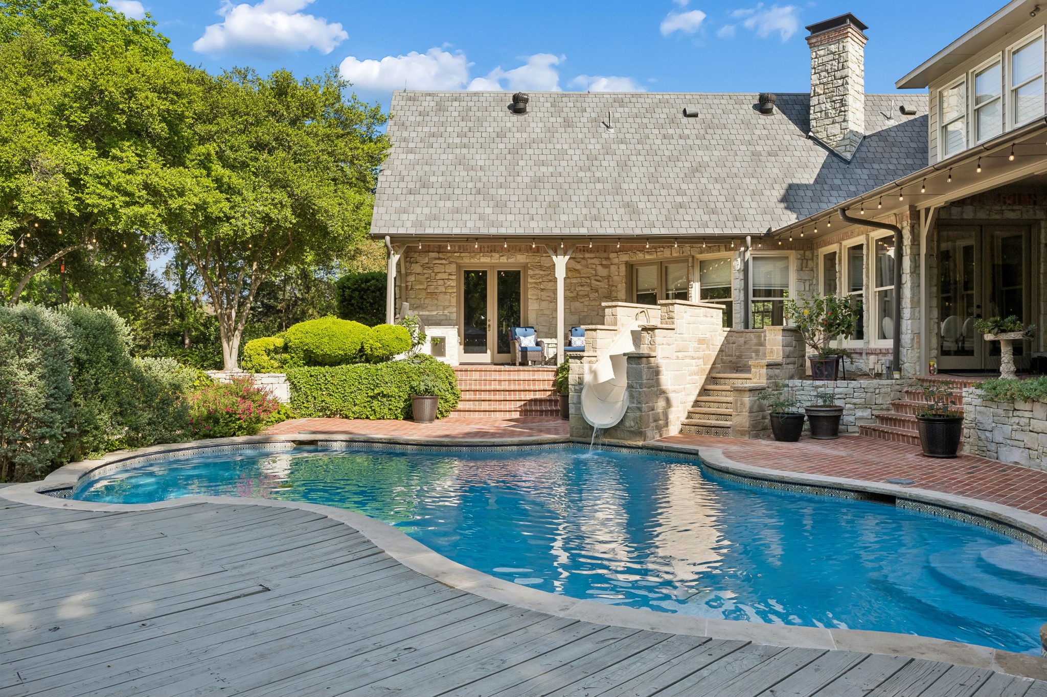 1 Woody Crest Circle