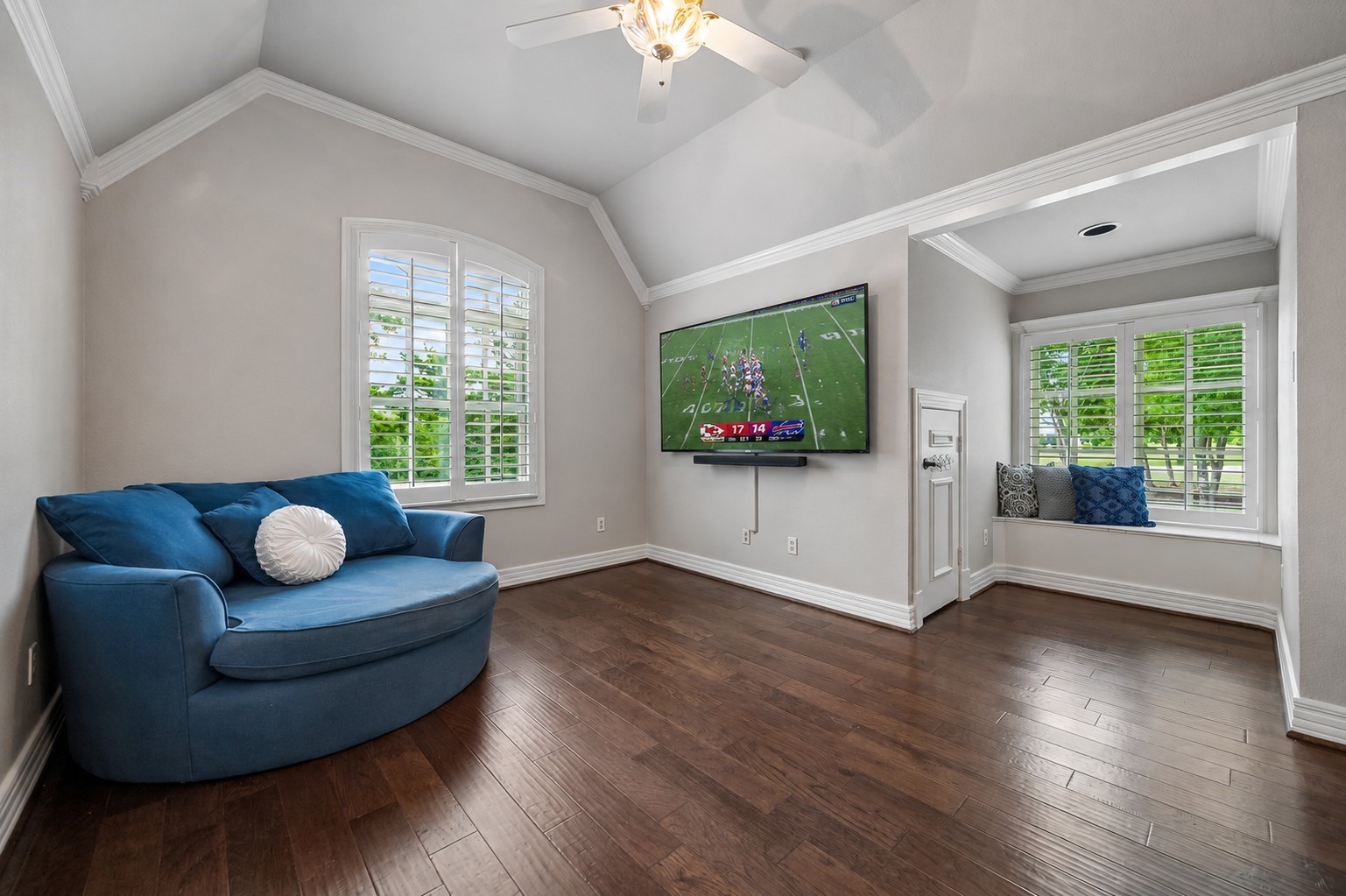 1 Woody Crest Circle