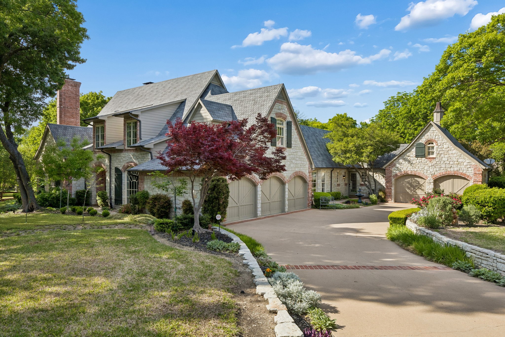 1 Woody Crest Circle