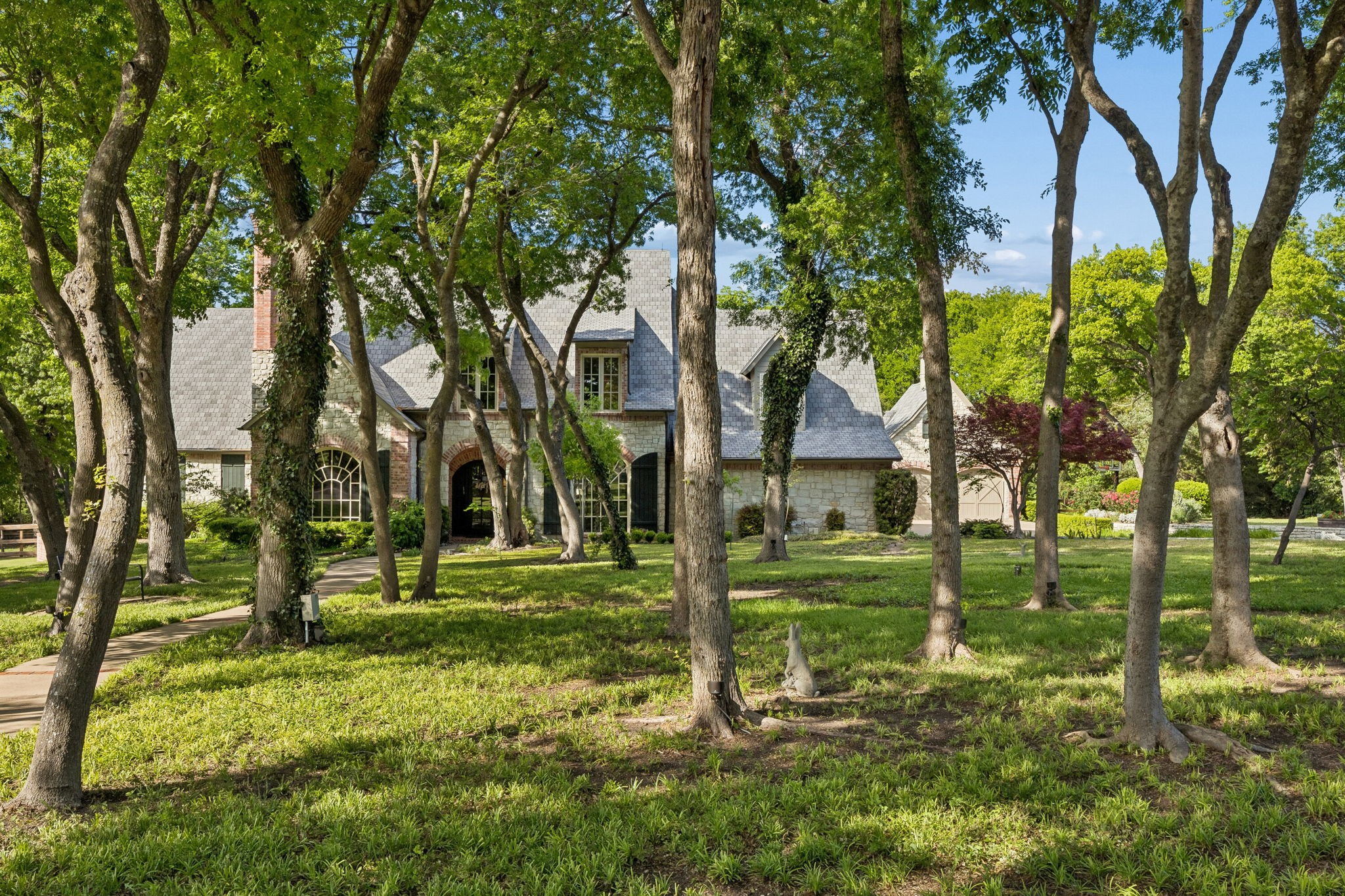 1 Woody Crest Circle