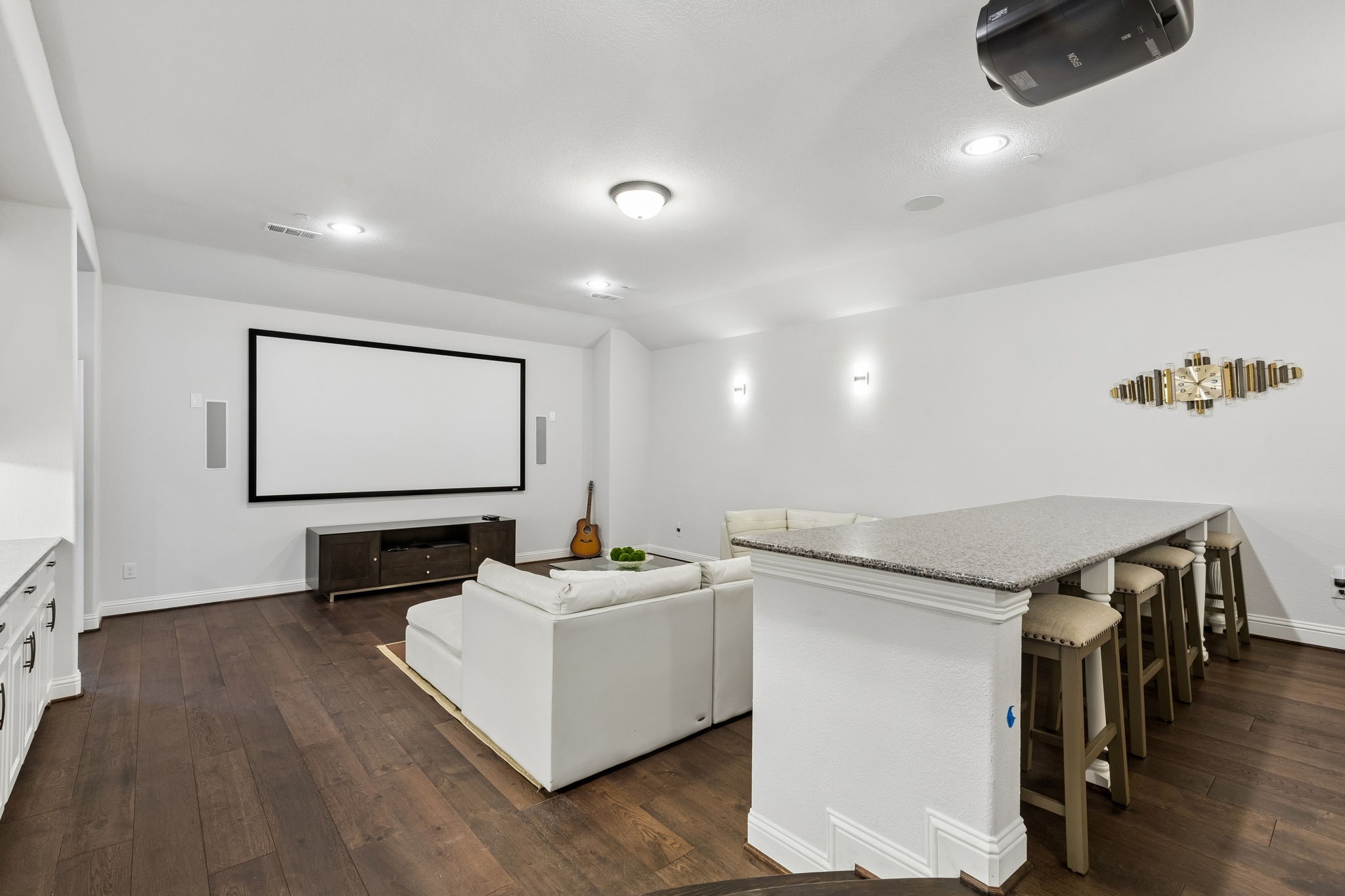 5008 Kingston Court