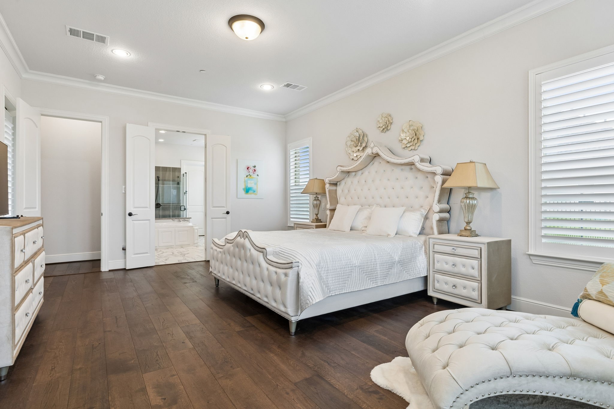5008 Kingston Court
