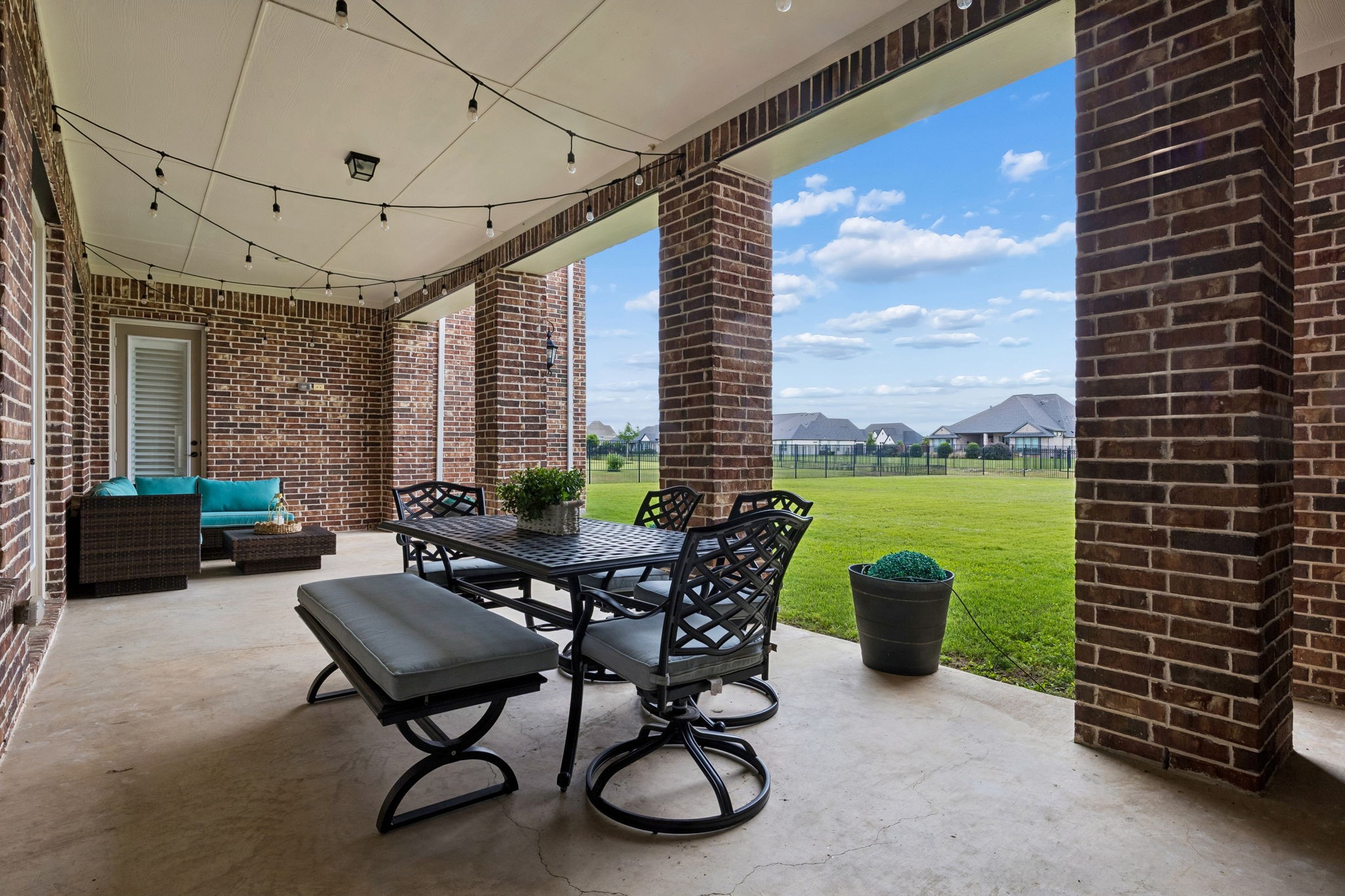 5008 Kingston Court