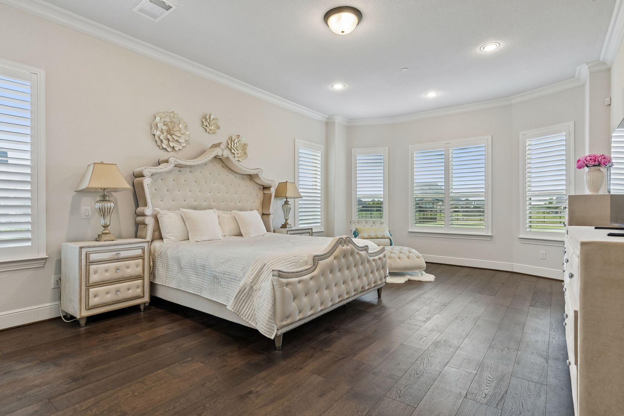 5008 Kingston Court