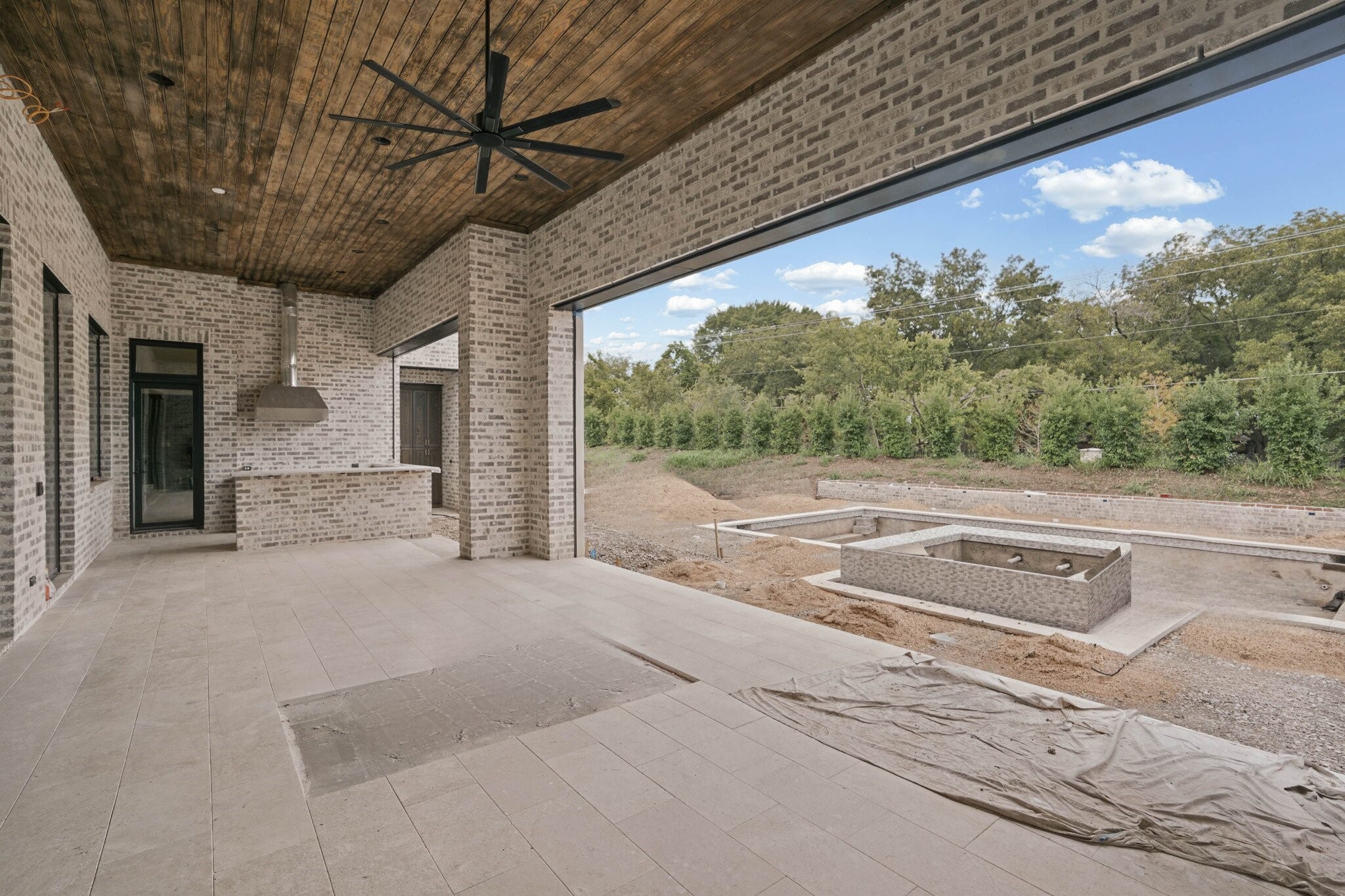 801 Walden Pond Way