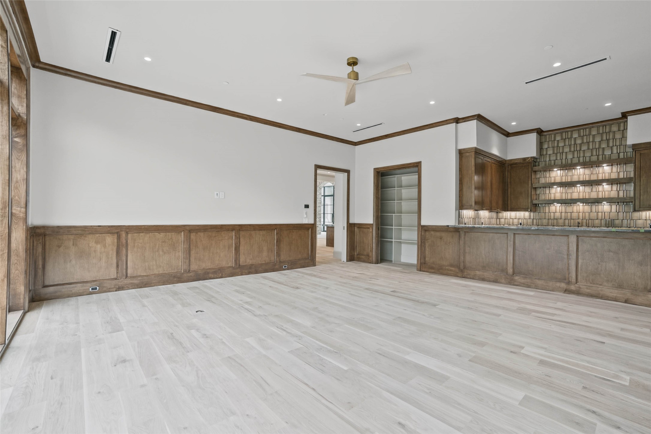 801 Walden Pond Way