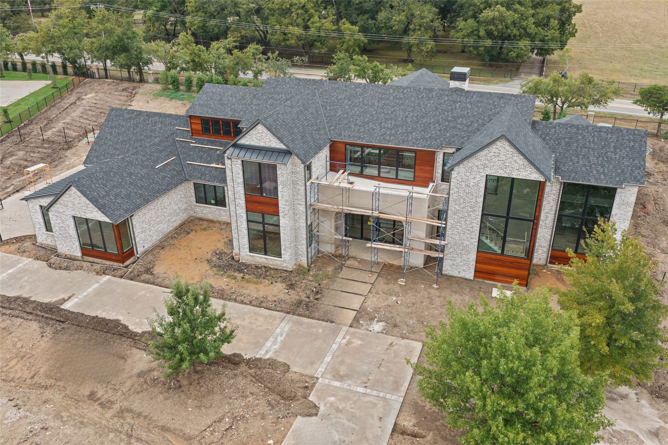 801 Walden Pond Way