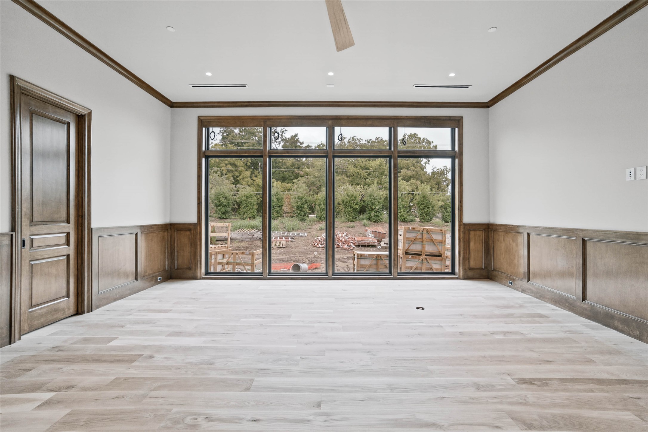 801 Walden Pond Way