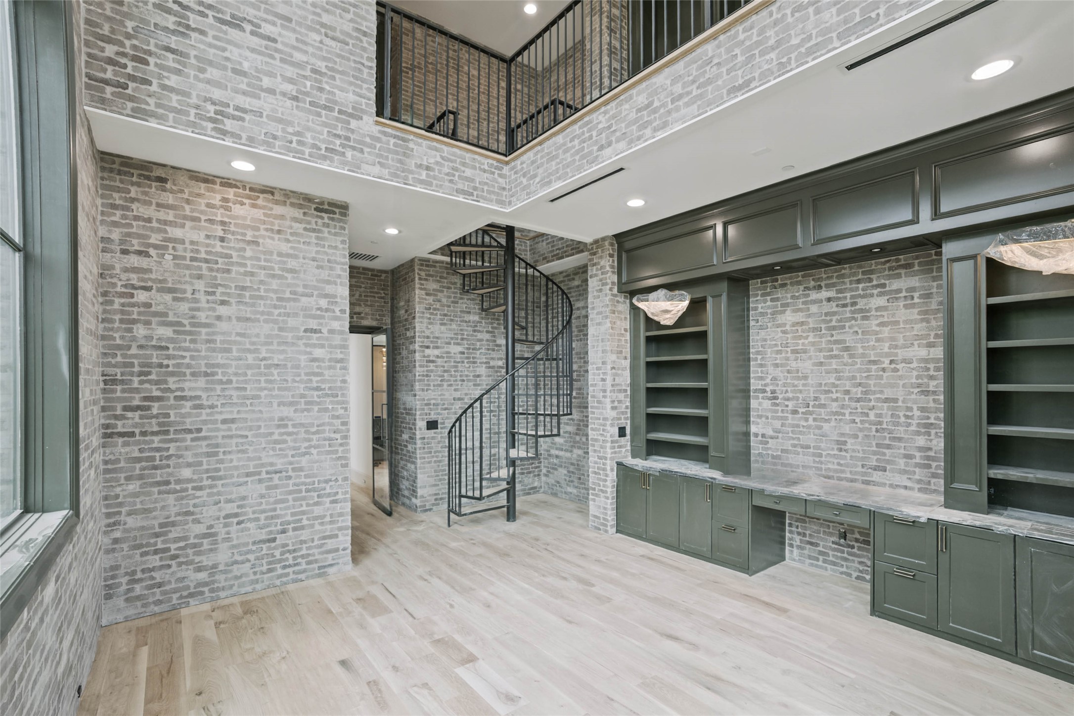 801 Walden Pond Way