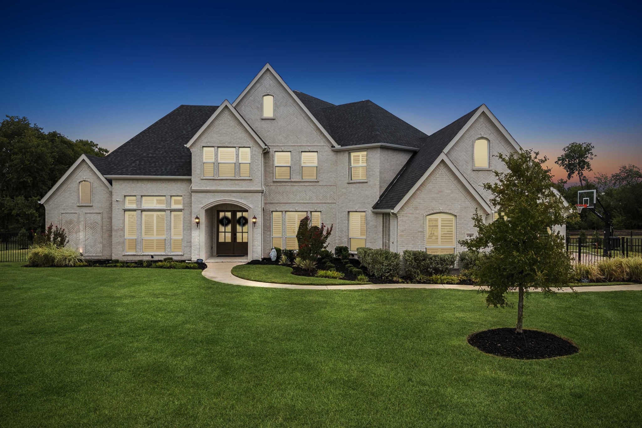 4909 Whisper Drive