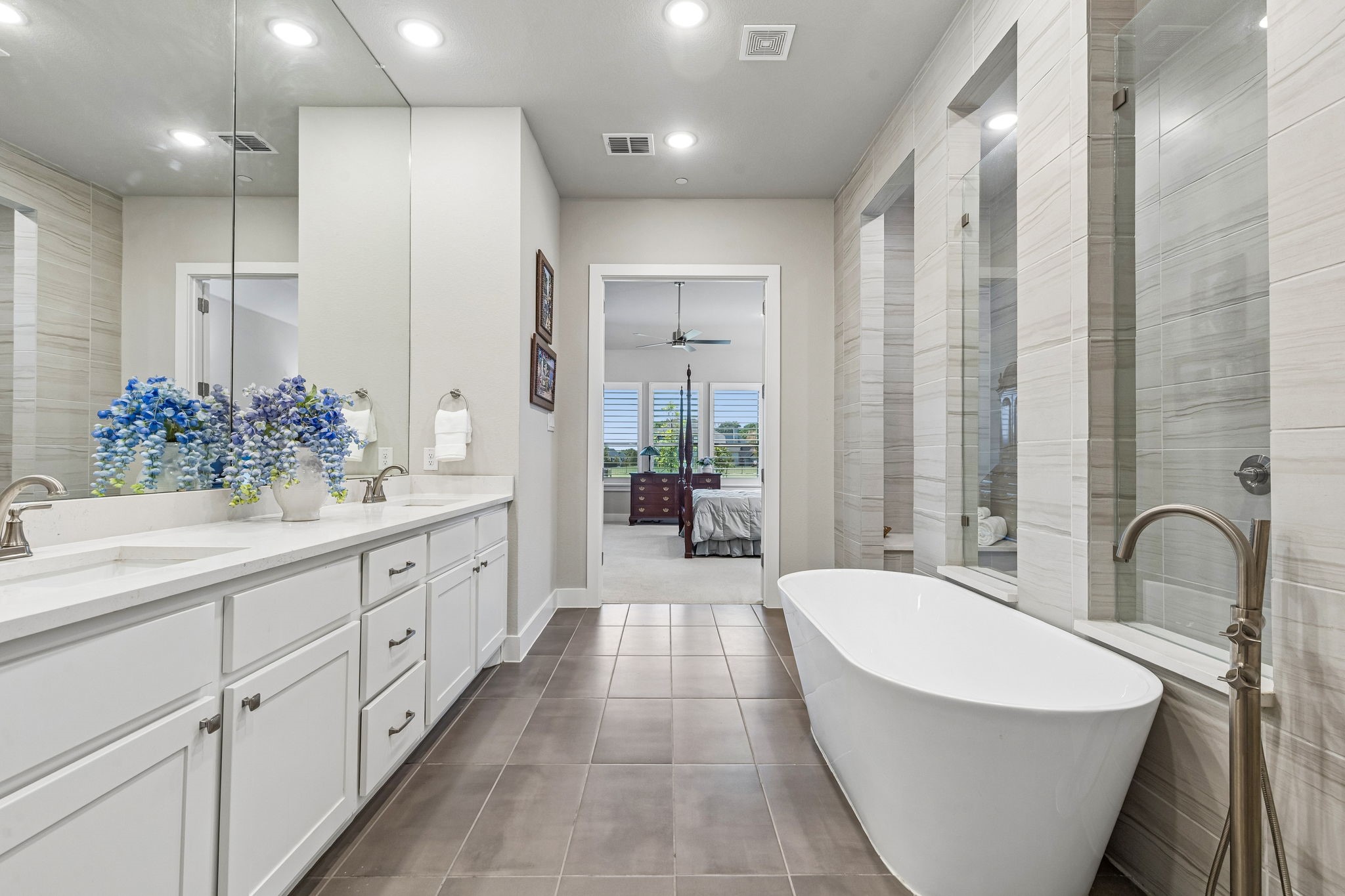 1205 Kitchens Drive