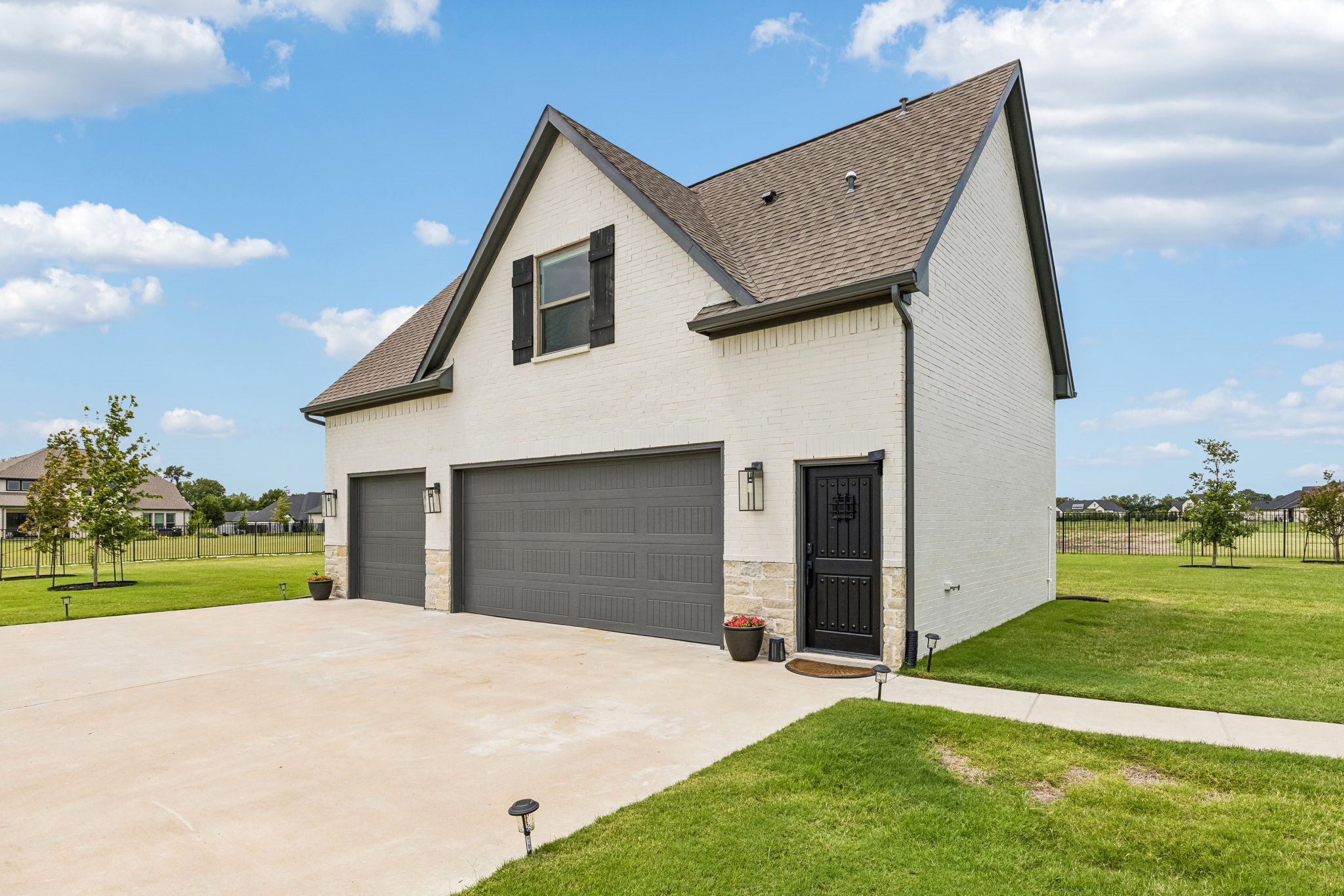1205 Kitchens Drive