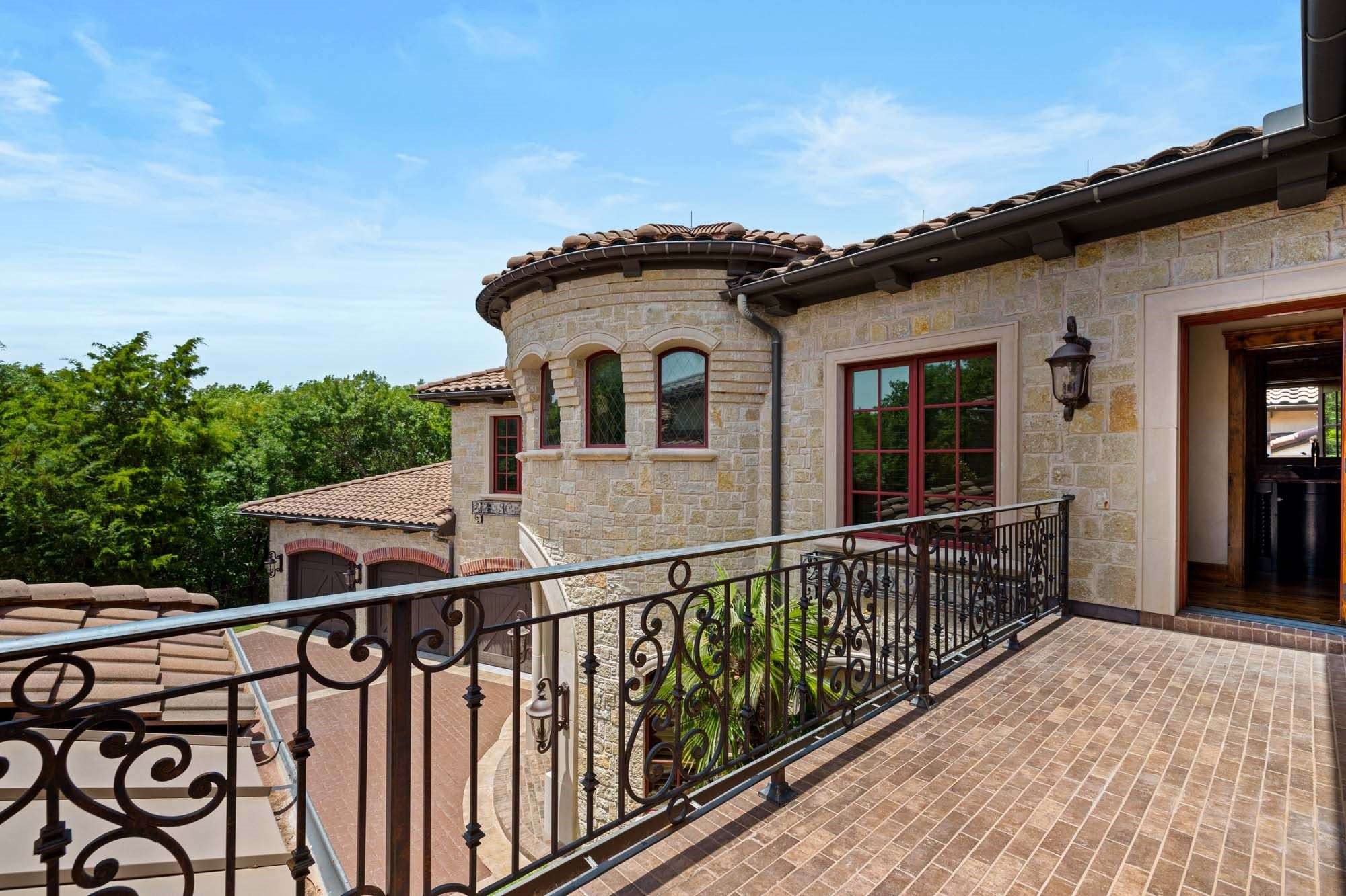 2115 Paradise Ranch Trail