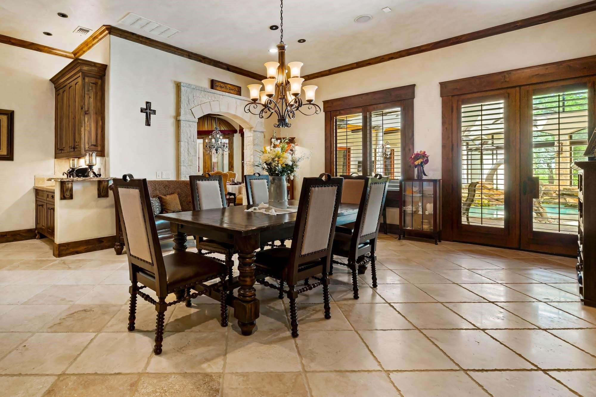 2115 Paradise Ranch Trail