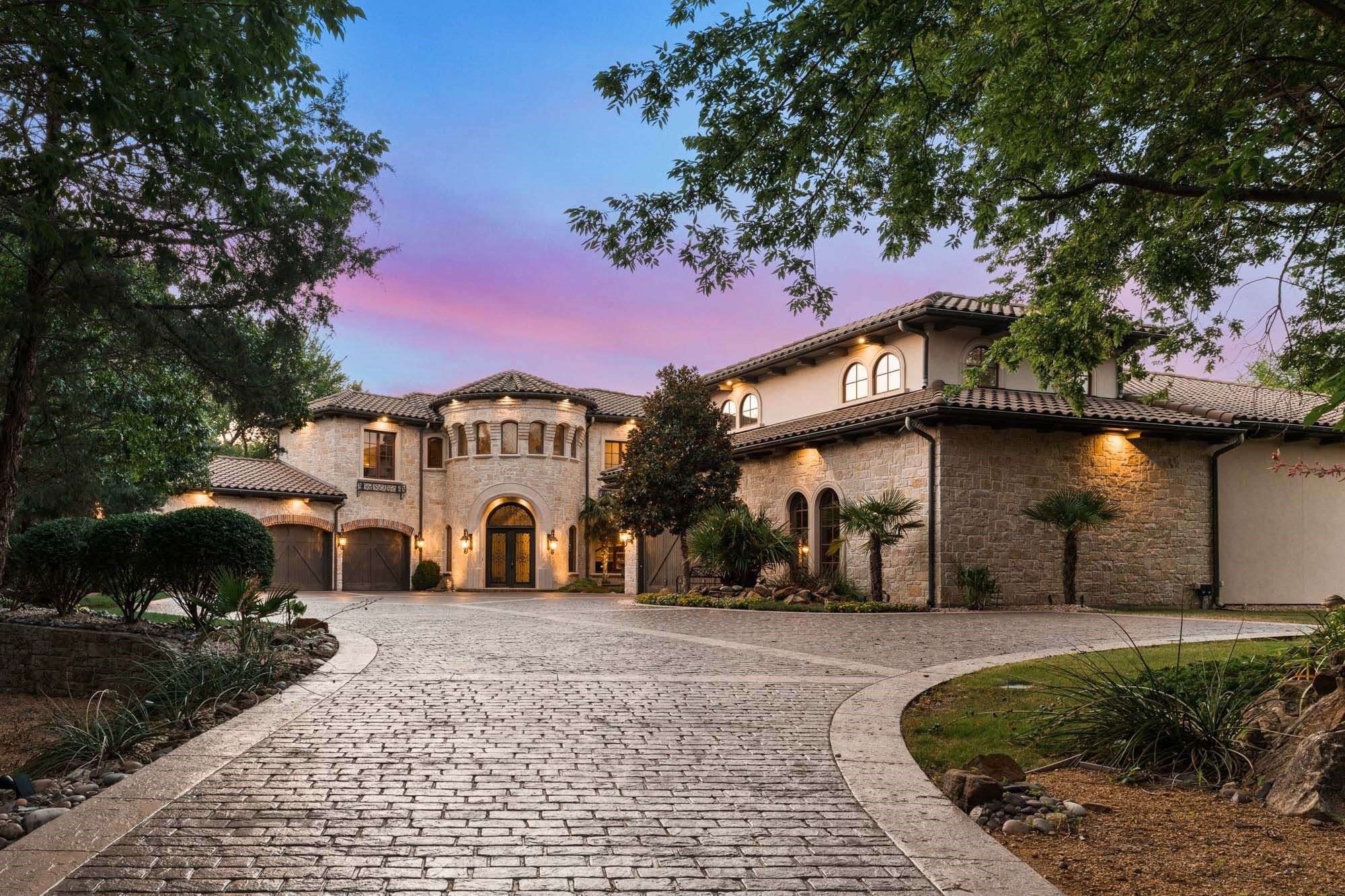 2115 Paradise Ranch Trail