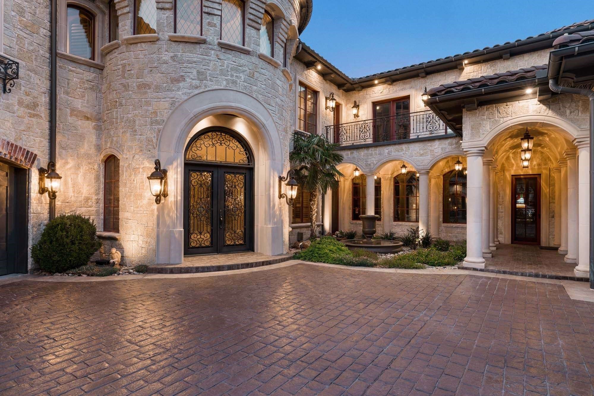 2115 Paradise Ranch Trail