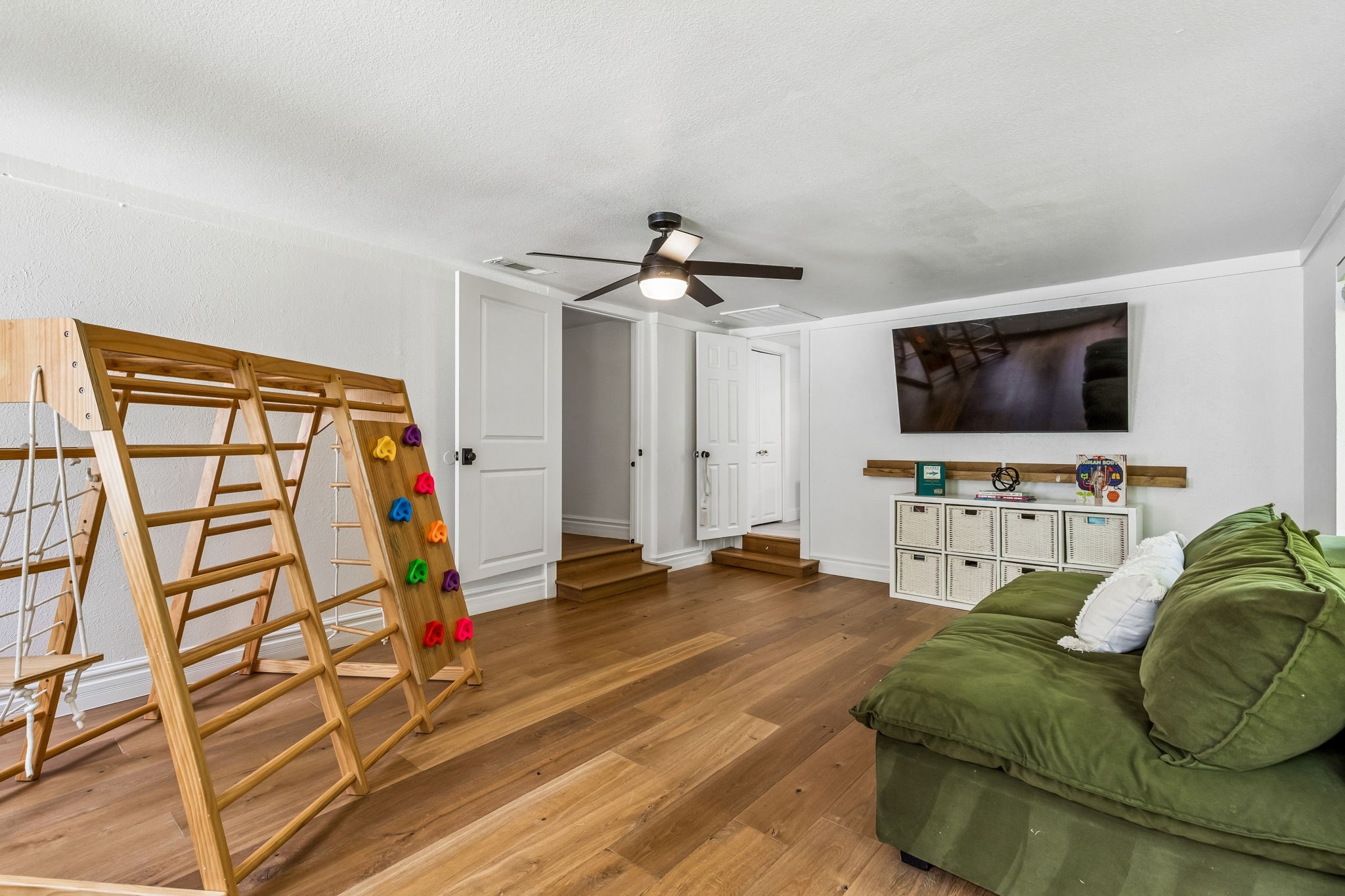 4546 County Road 408
